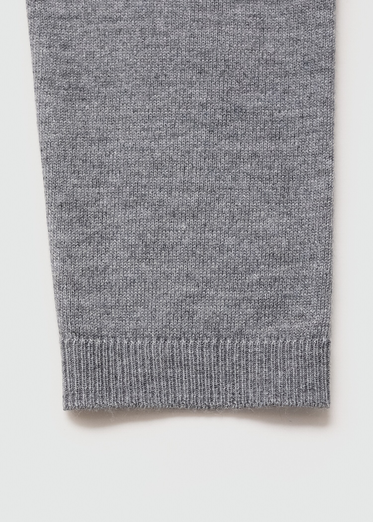 Fine-knit crew-neck sweater - Details of the article 0