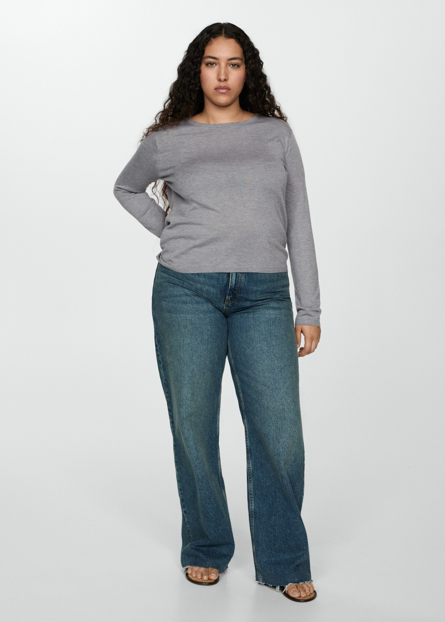 Fine-knit crew-neck sweater - Details of the article 3