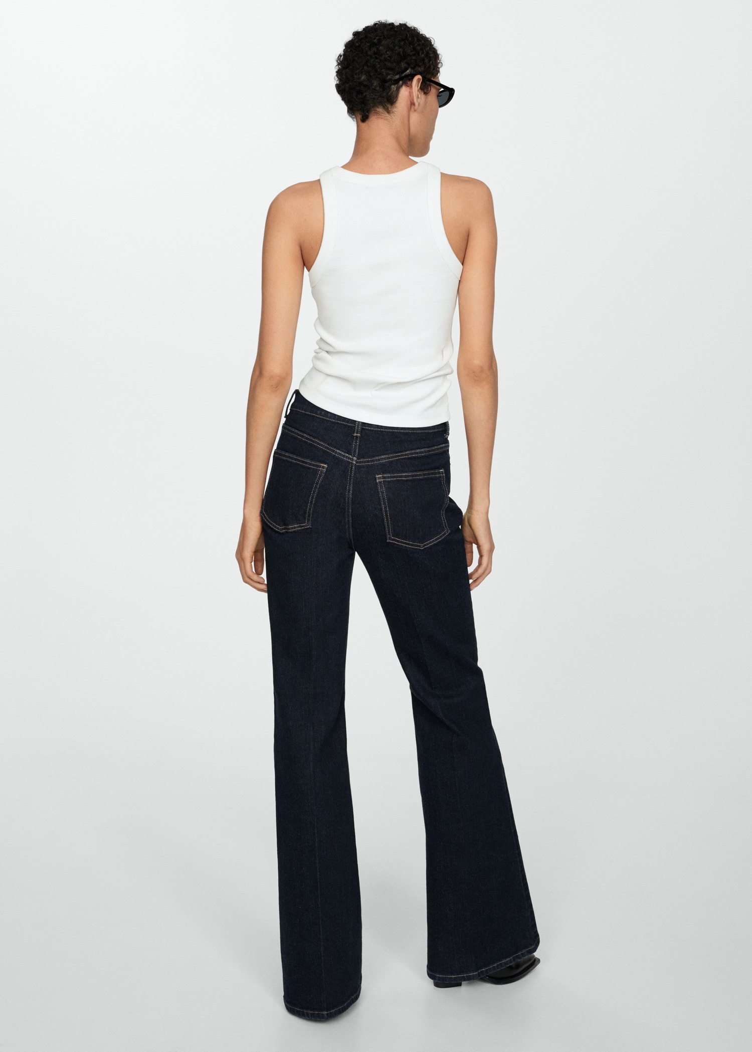 Mango 2025 Outlet Violeta Pantalones Jeans Violeta Flare Rinse