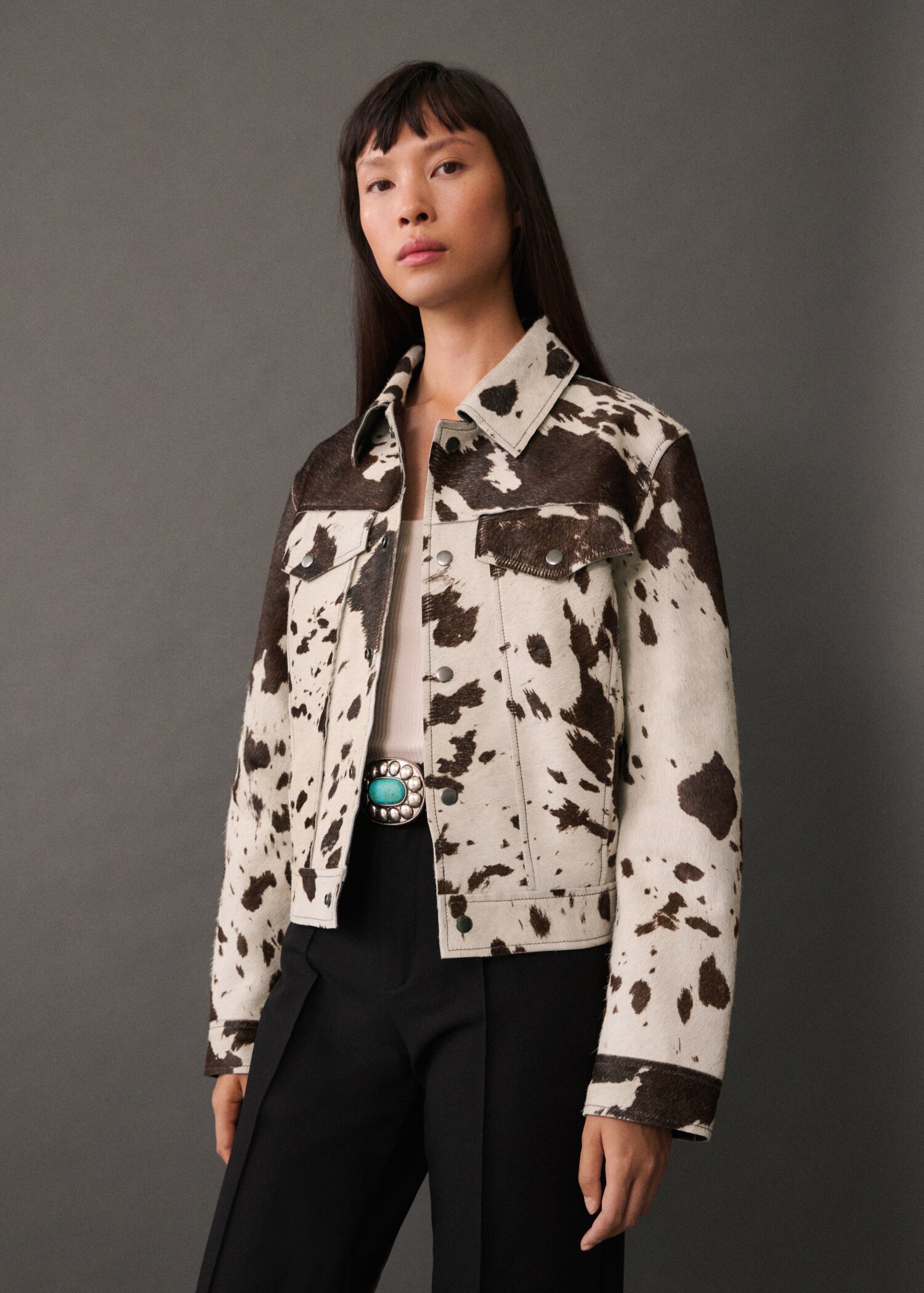 Veste 100 % cuir imitation fourrure - Plan moyen