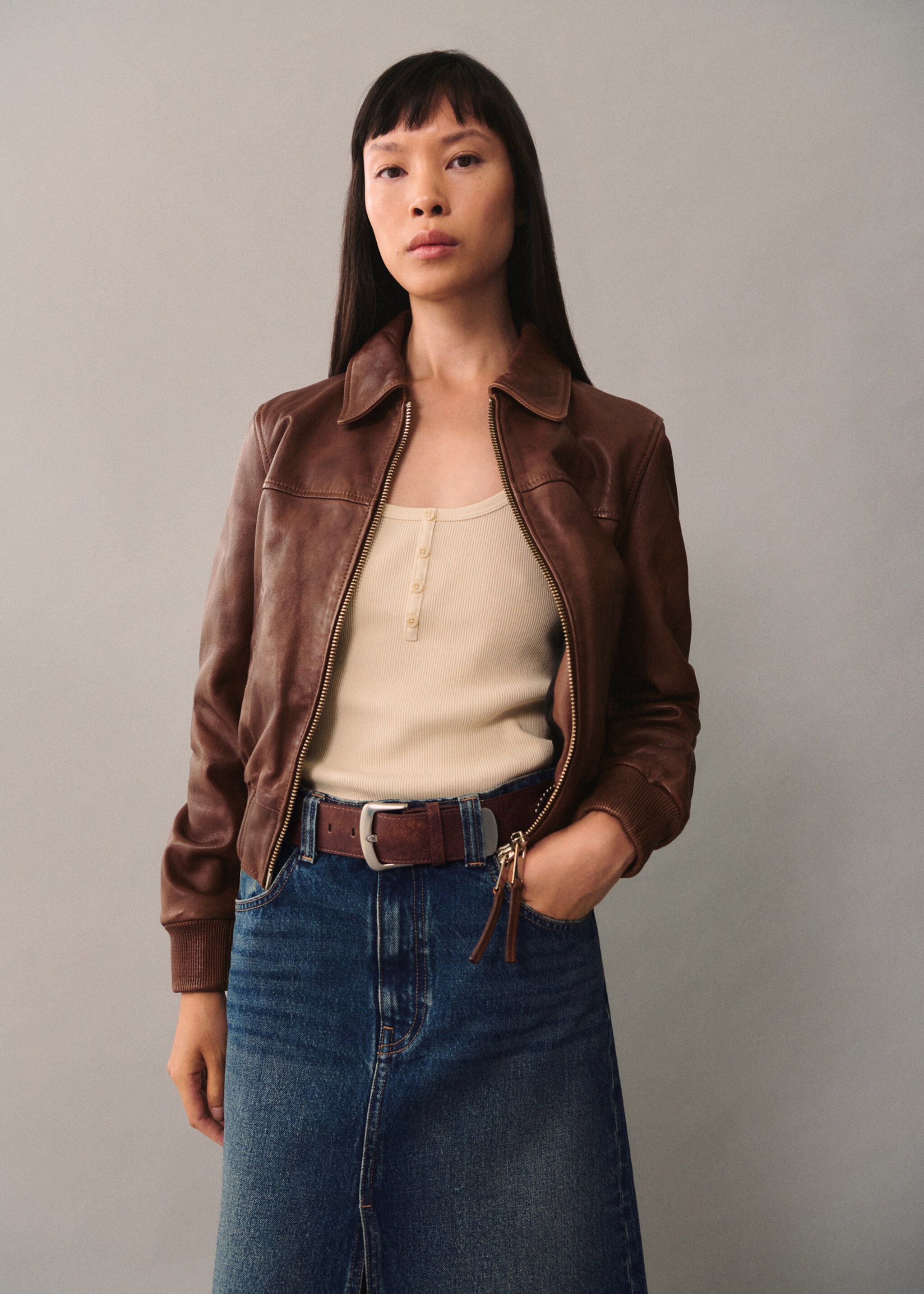 Blouson 100 % cuir - Plan moyen, Marron. Ref: 77025660-00.