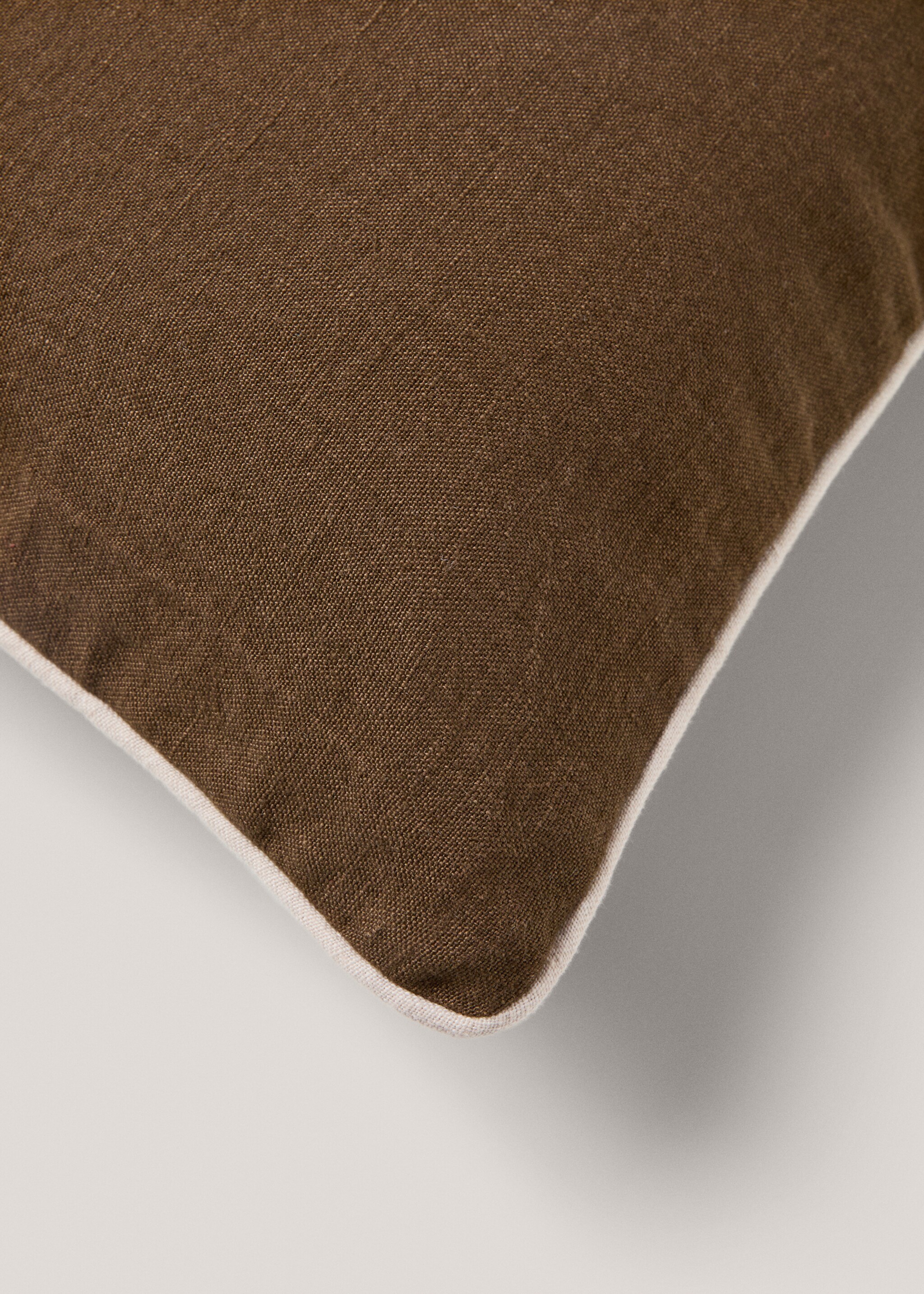 Capa de almofada de 100% linho 50 x 50 cm - Pormenor do artigo 2, Castanho. Ref: 77025662-00.