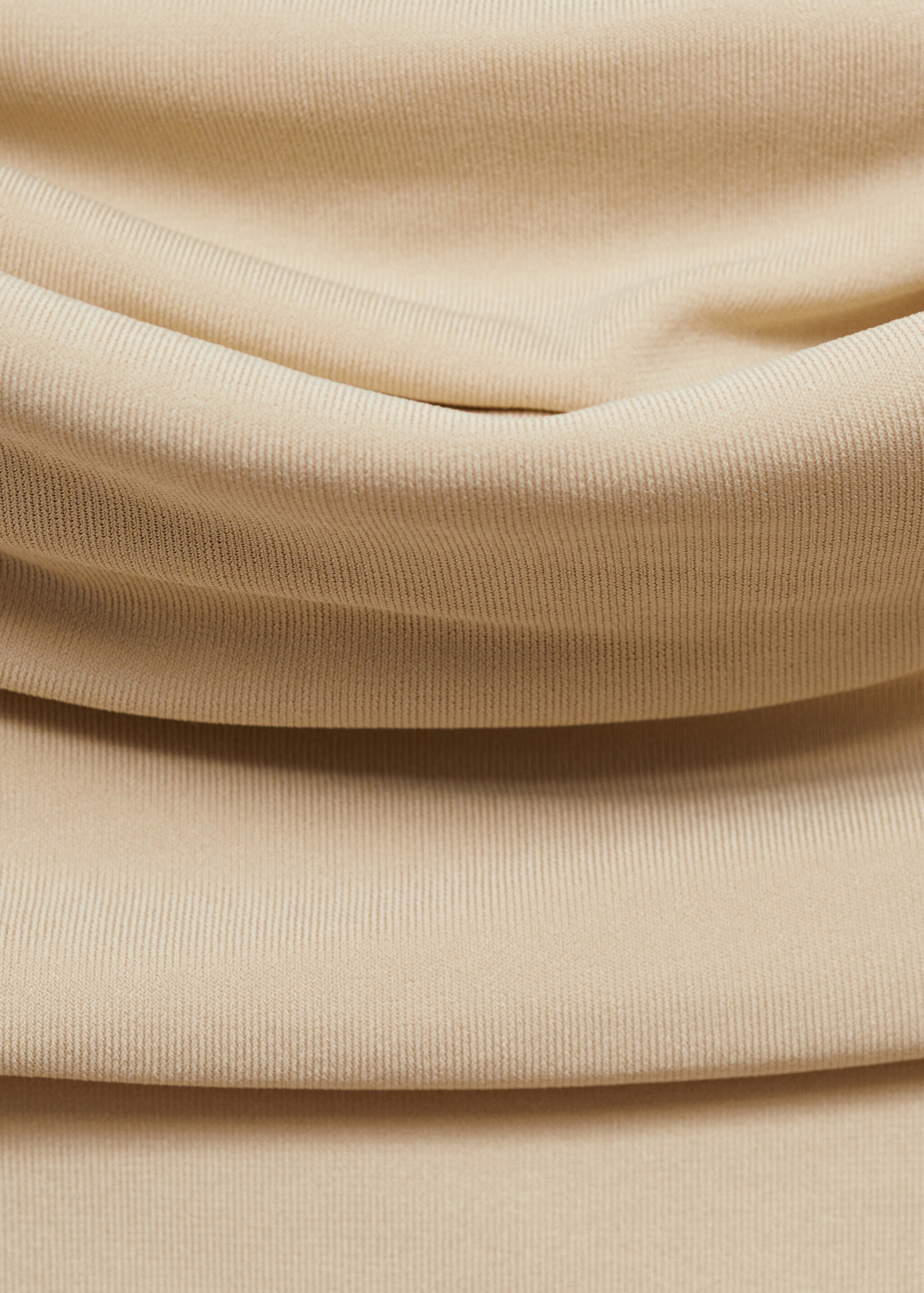 T-shirt épaules dénudées - Détail de l'article 8, Sable. Ref: 77025673-00.