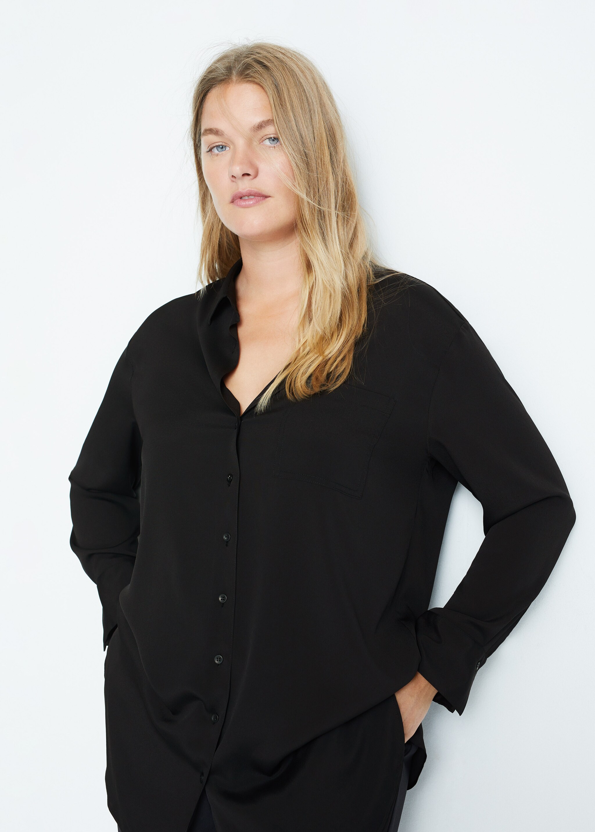 Flowy long shirt - Details of the article 2