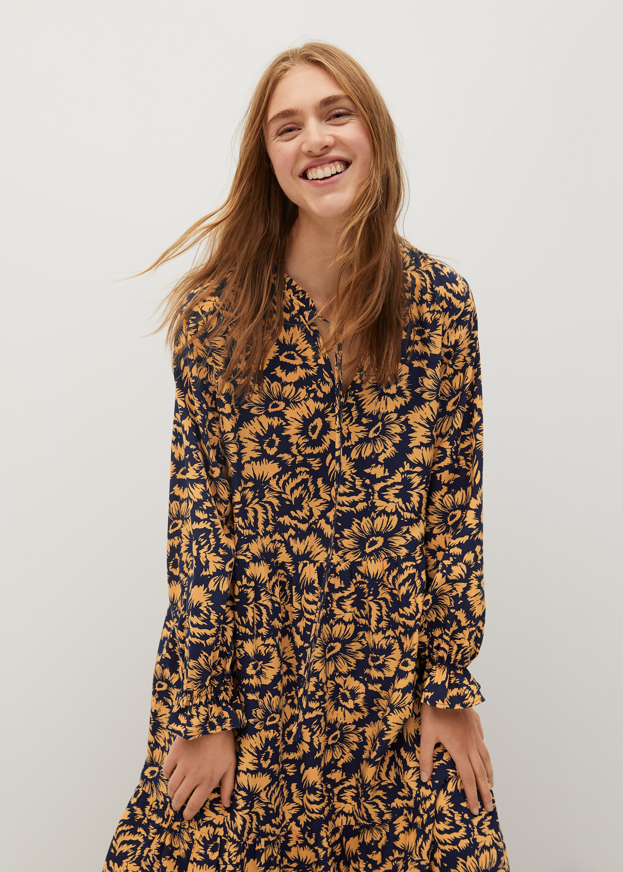 Vestido largo estampado - Plano medio