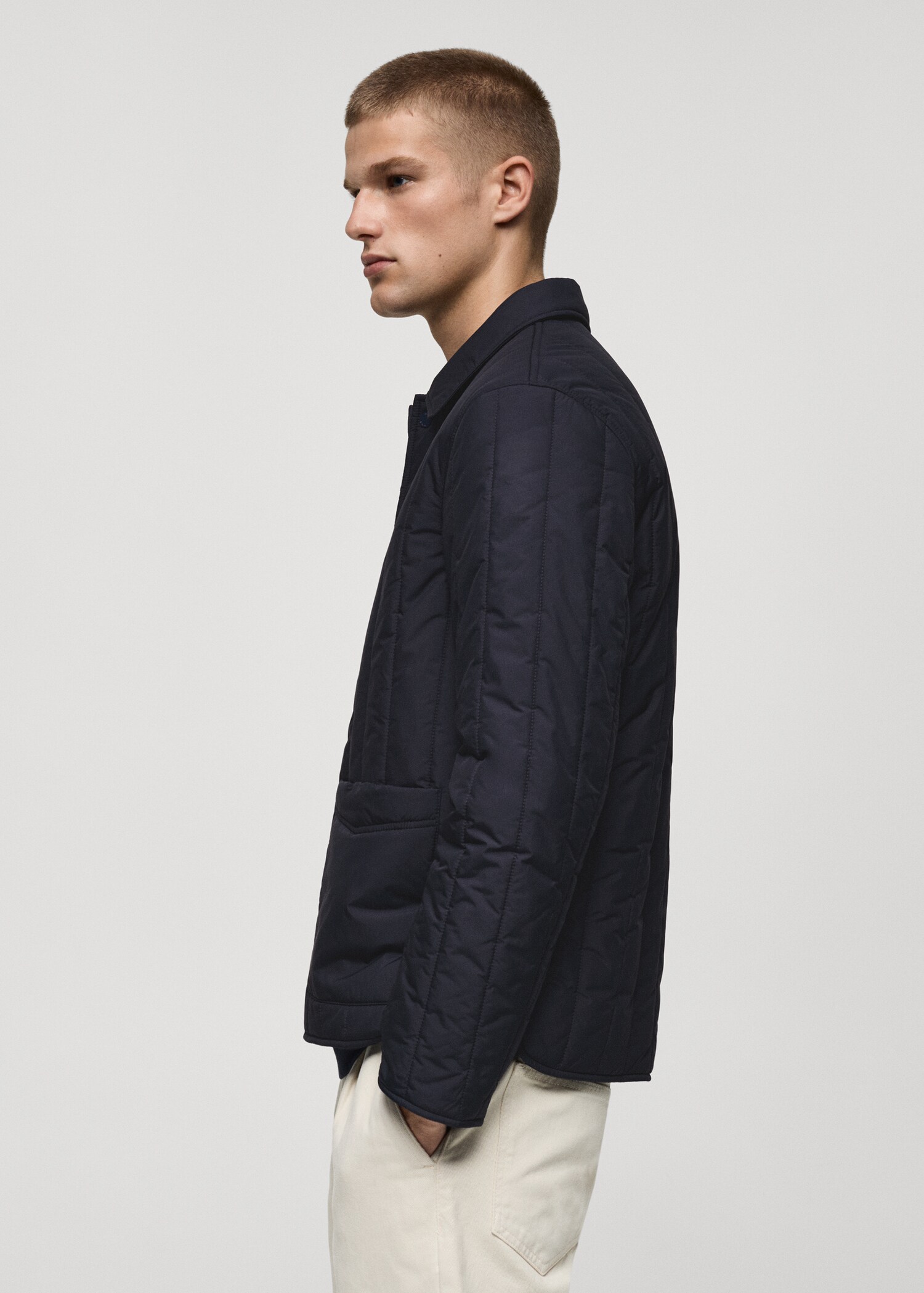 Water-repellent padded jacket - Details of the article 2