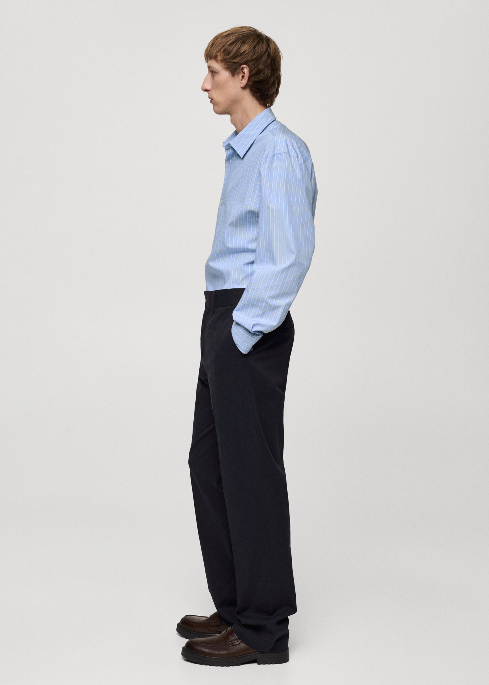 Regular Fit-Hose aus Baumwolle mit Tencel - Detail des Artikels 6, Dunkles Marineblau. Ref: 77025967-00.