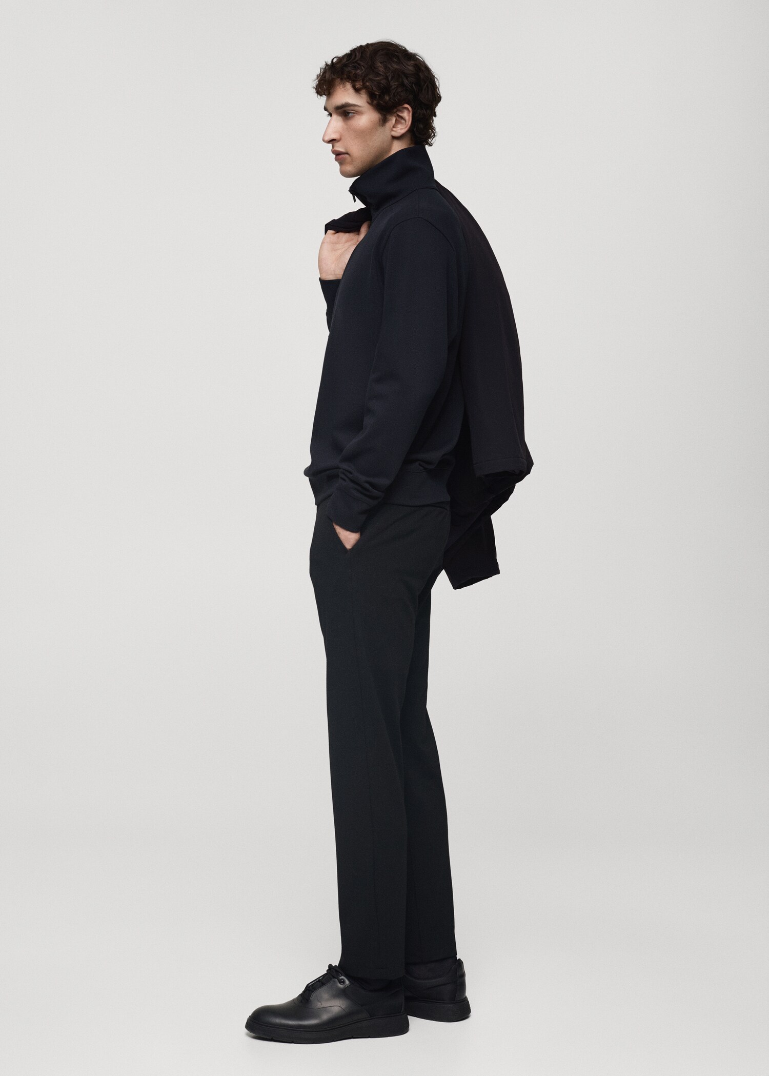 Sweatshirt with anti-odour technology and zip - Details of the article 2