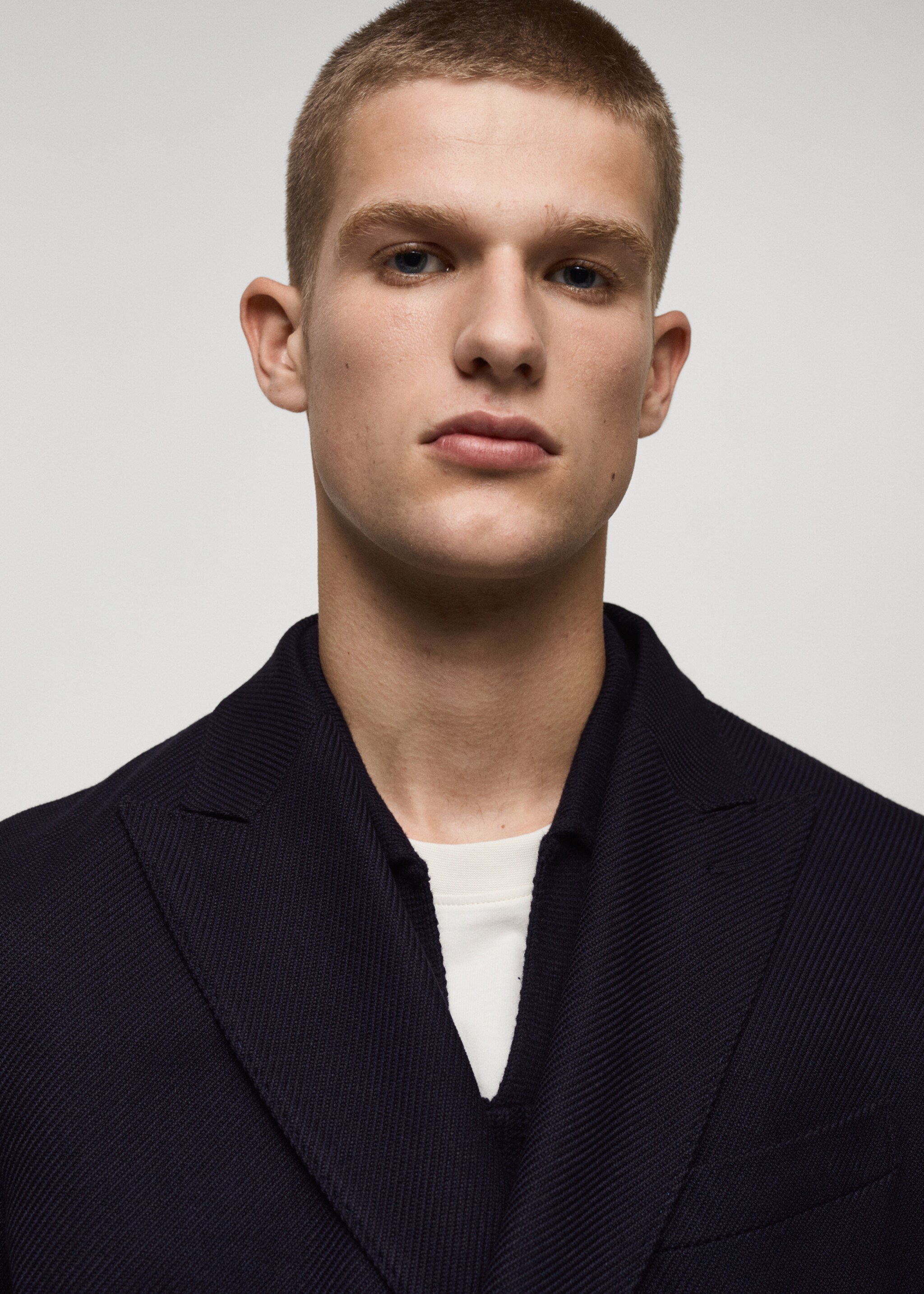 Americana cruzada twill slim fit - Detalle del artículo 1, Azul marino oscuro. Ref: 77025973-00.