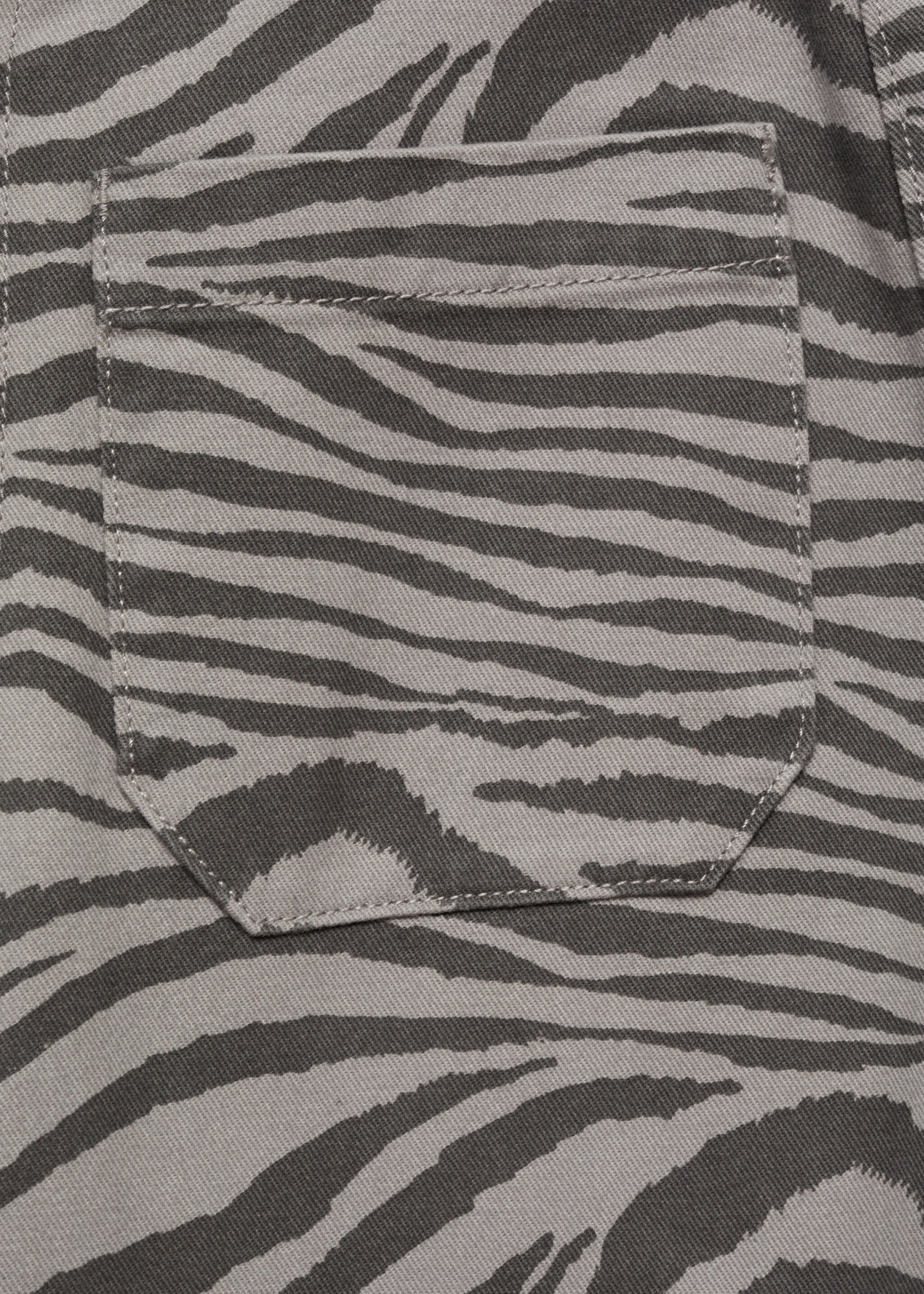 Pantalón estampado cebra - Detalle del artículo 0, Gris. Ref: 77025985-00.