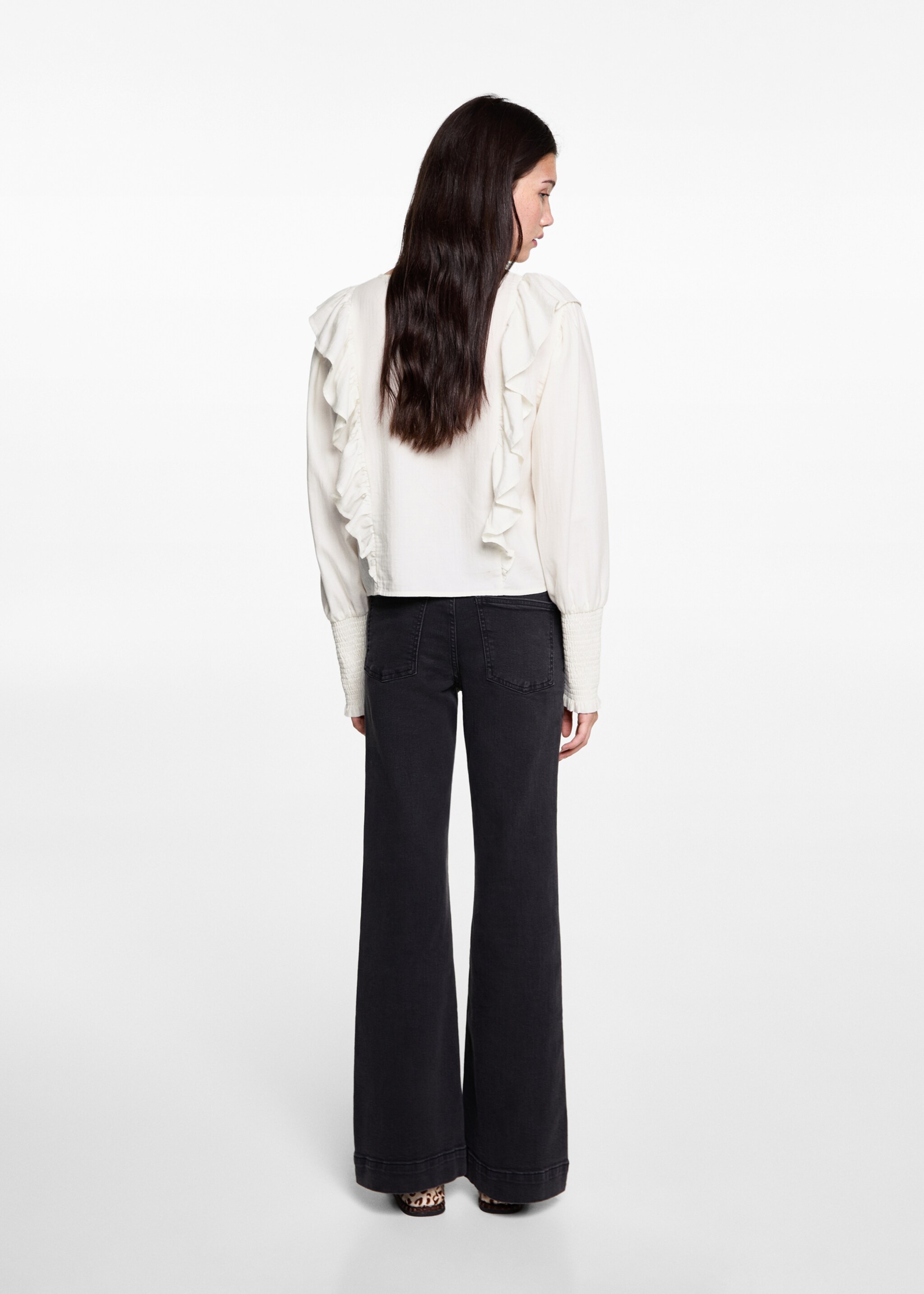 Blusa fruncida volantes - Reverso del artículo