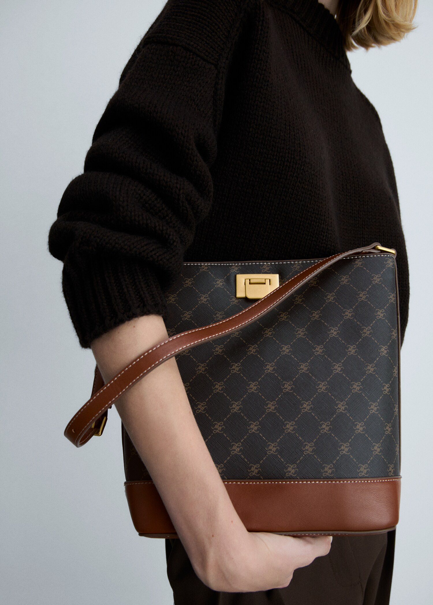 Bolso shopper detalle metálico - Detalle del artículo 9