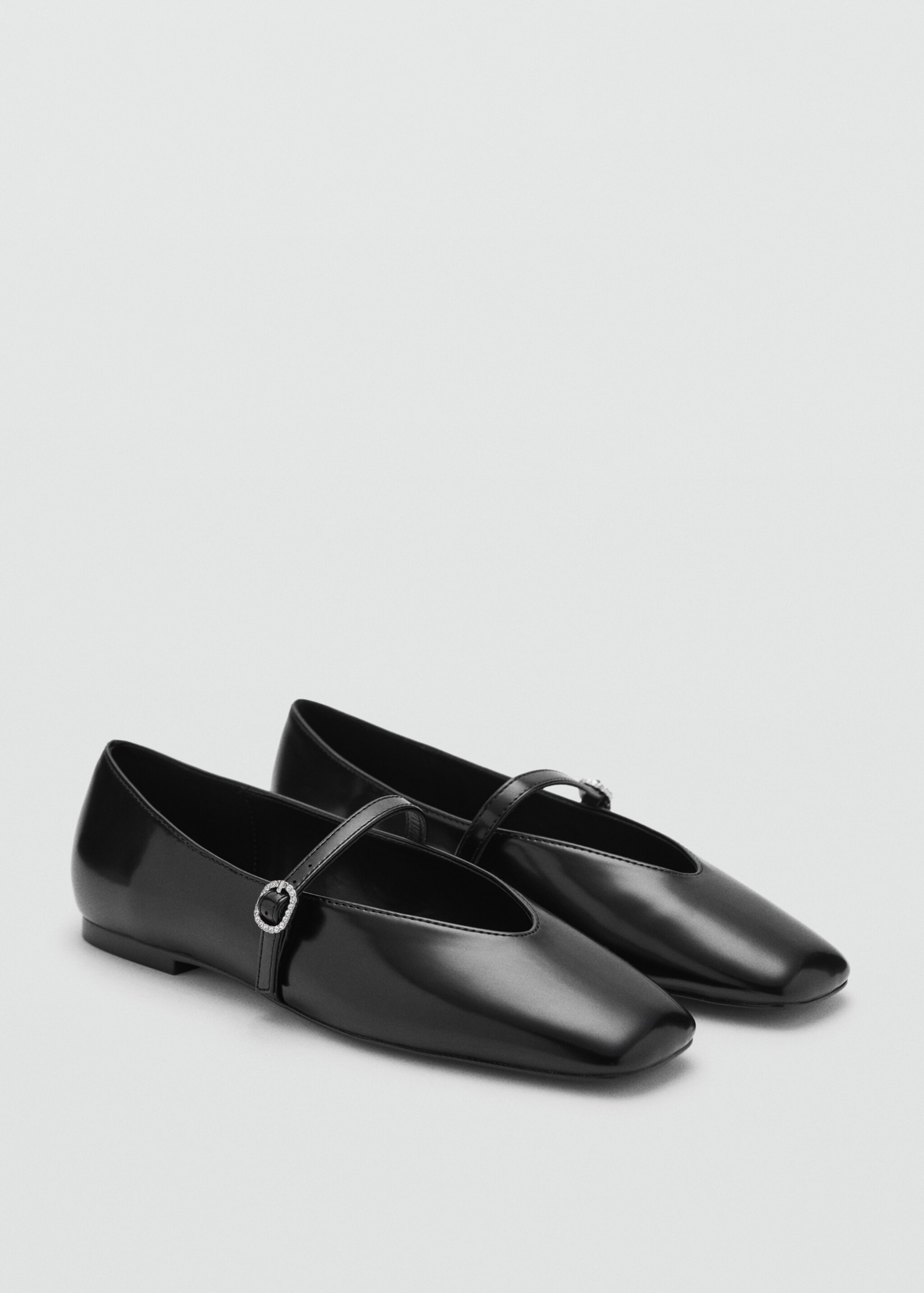 Ballerina met bandje en sieraaddetail - Middenvlak, Zwart. Ref: 77026352-00.