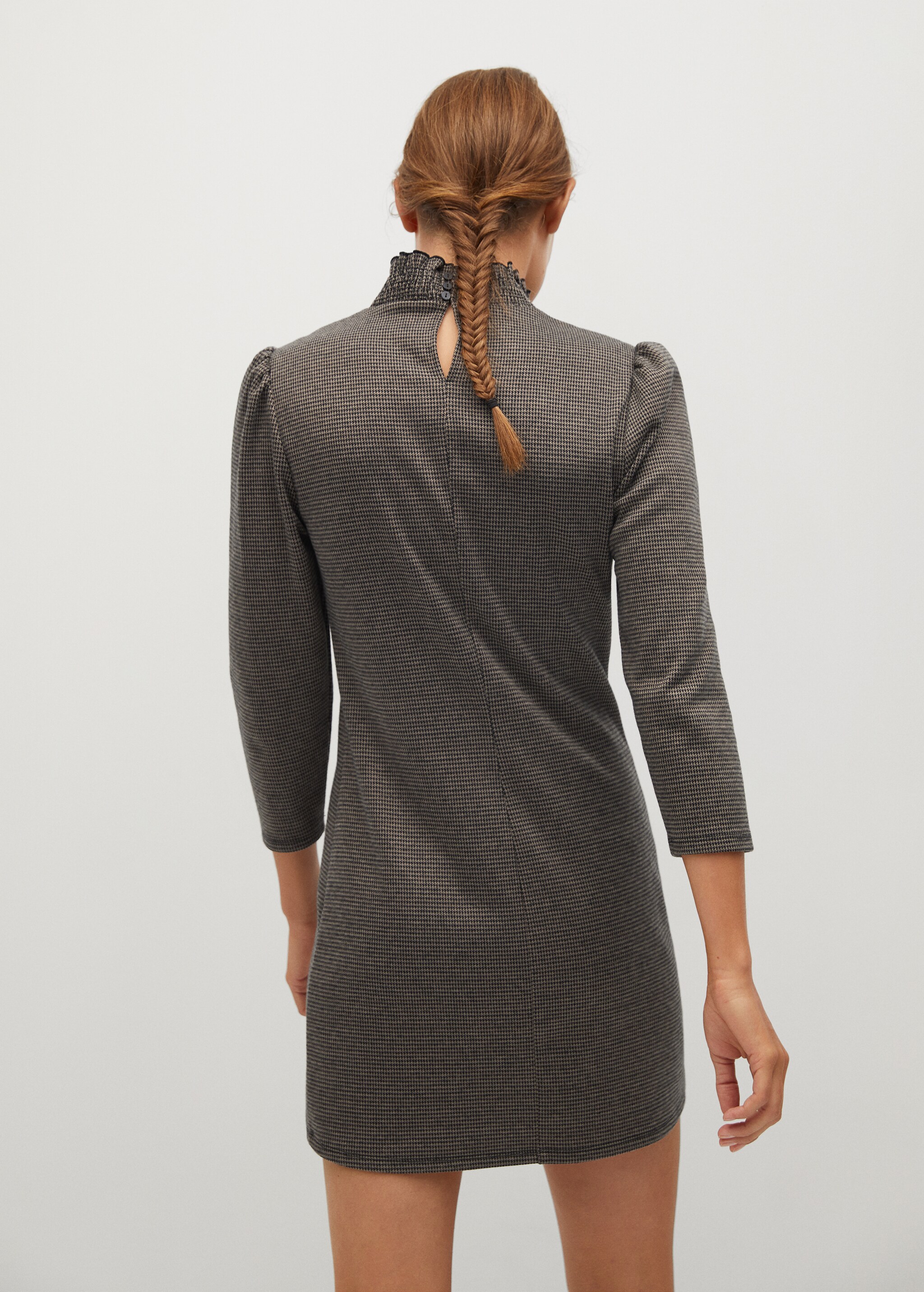 Elastic neck dress - Reverse of the article