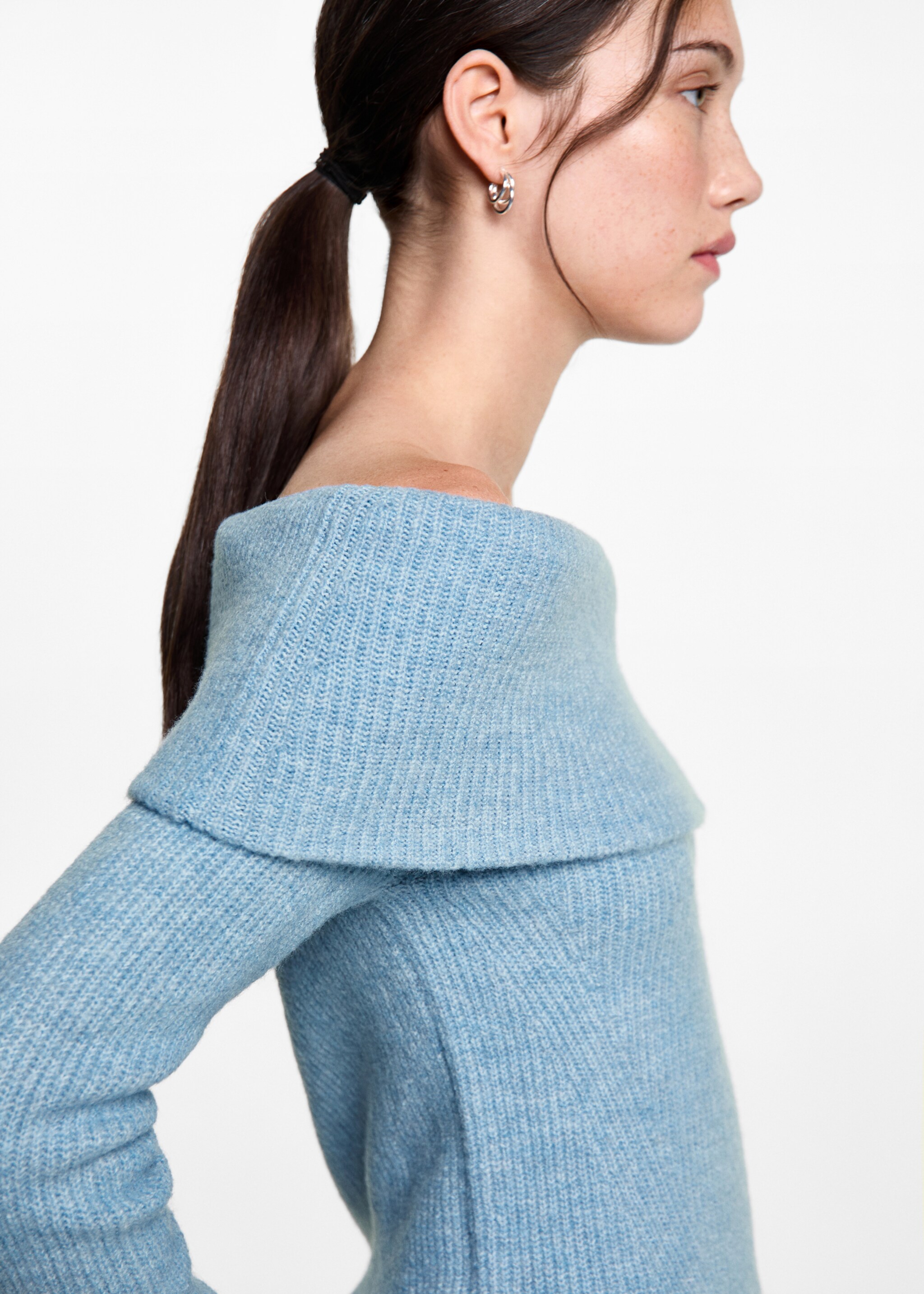 Schulterfreier Strickpullover - Detail des Artikels 1, Himmelblau. Ref: 77026750-00.