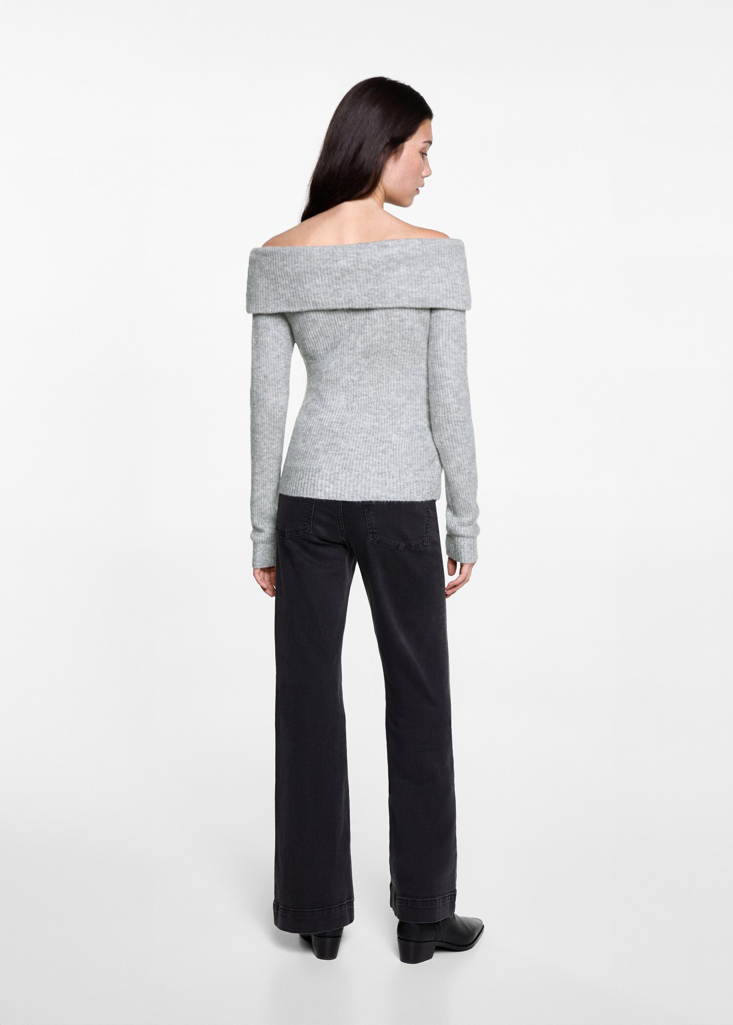 Schulterfreier Strickpullover - Rückseite des Artikels