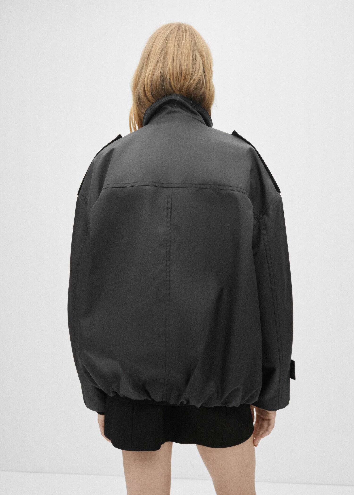 Oversized button-down parka - Reverse of the article