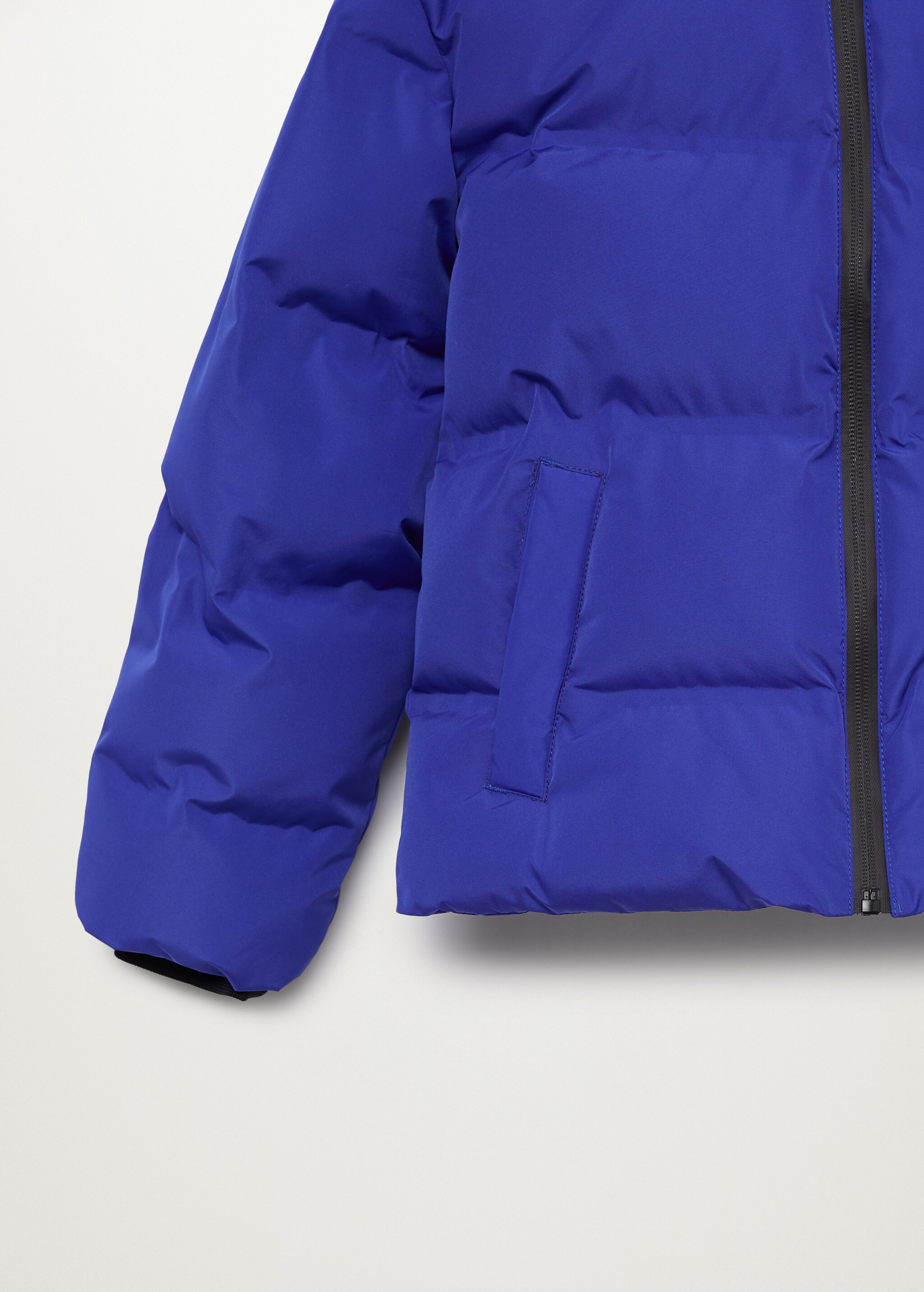 Hood quilted coat - Details of the article 8