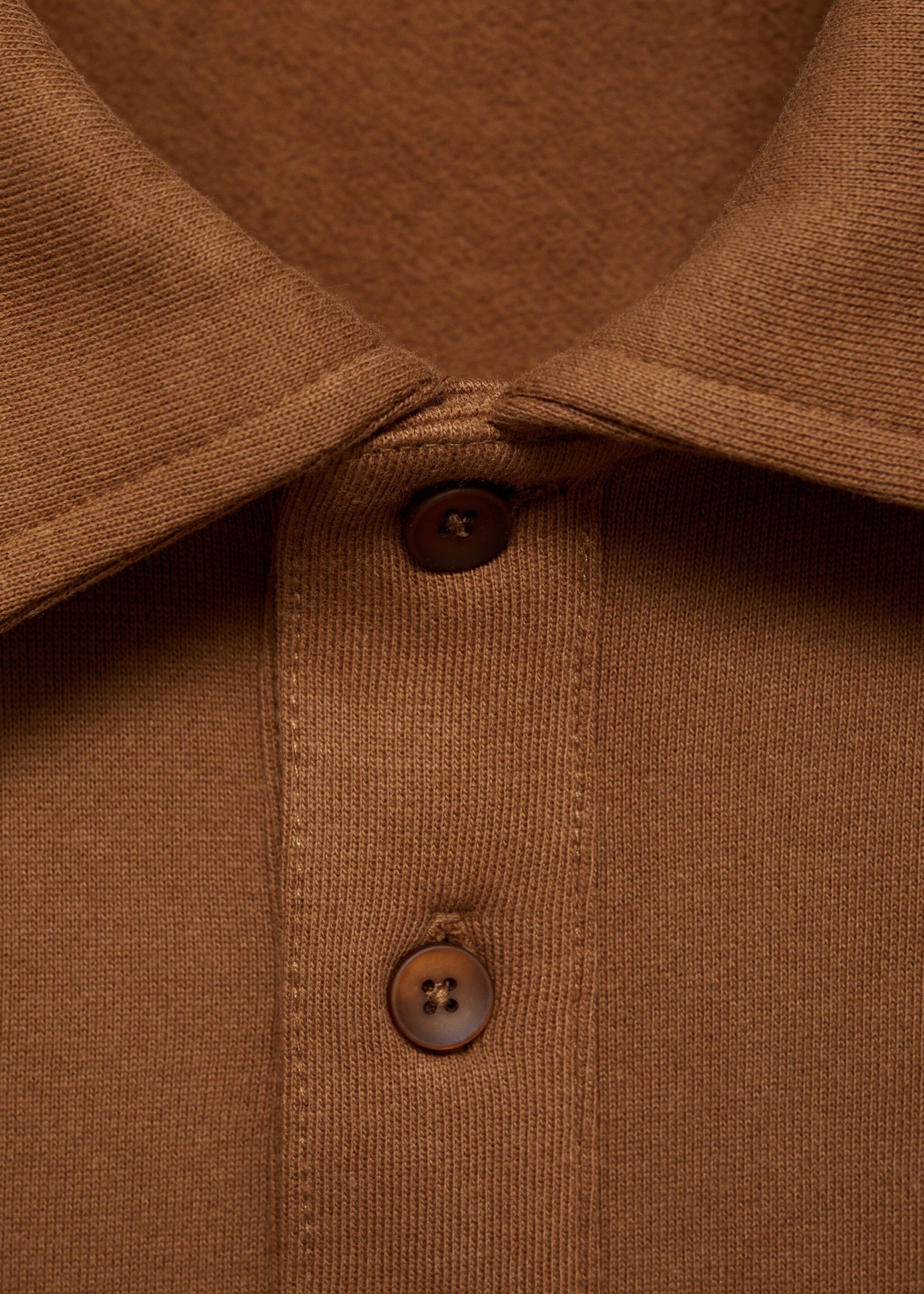 Polo-Sweatshirt aus Baumwollgemisch - Detail des Artikels 8, Tobacco-Braun. Ref: 77027113-00.