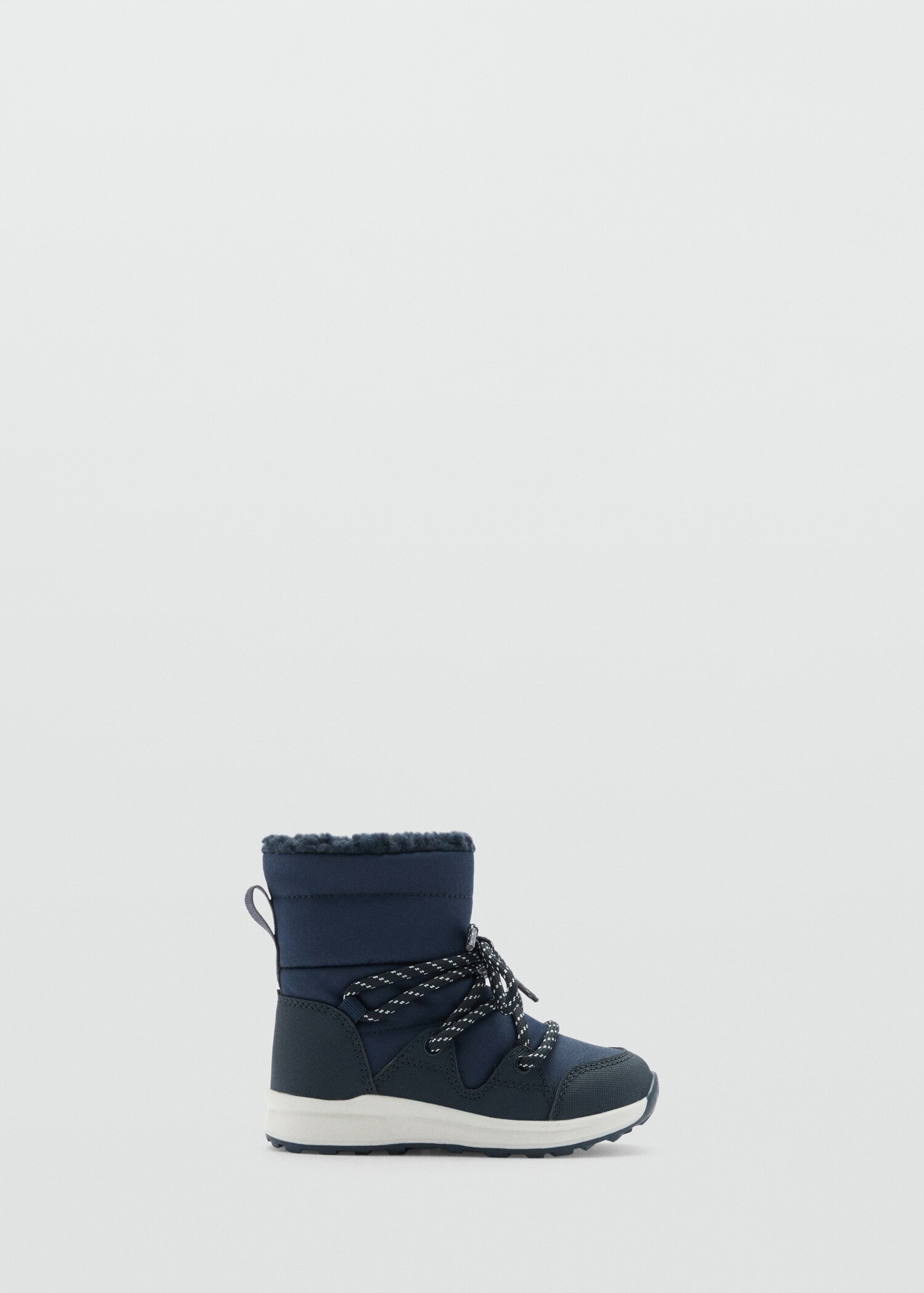 Lace-up boots - Article without model