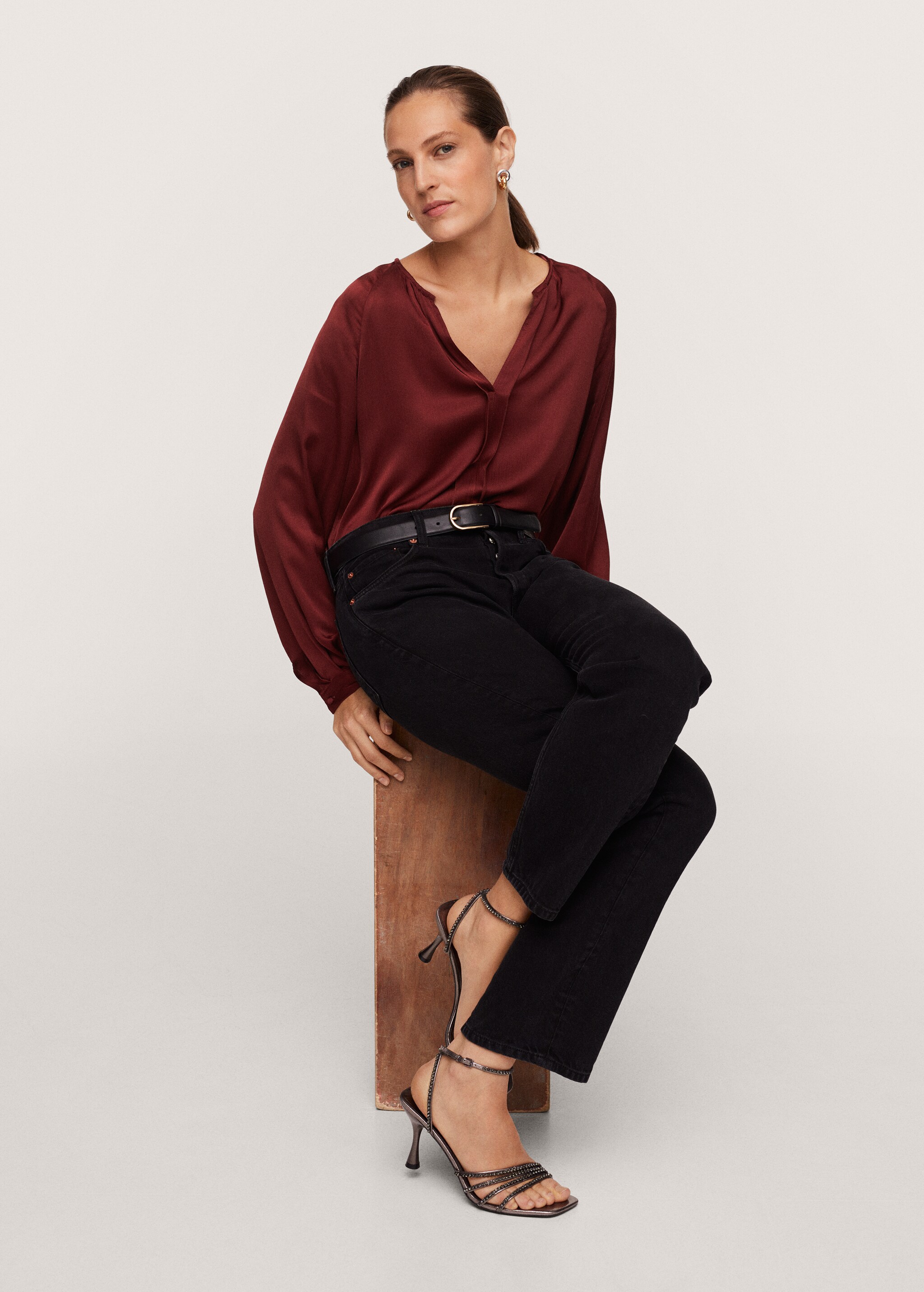 Blusa satinada  - Detalle del artículo 2