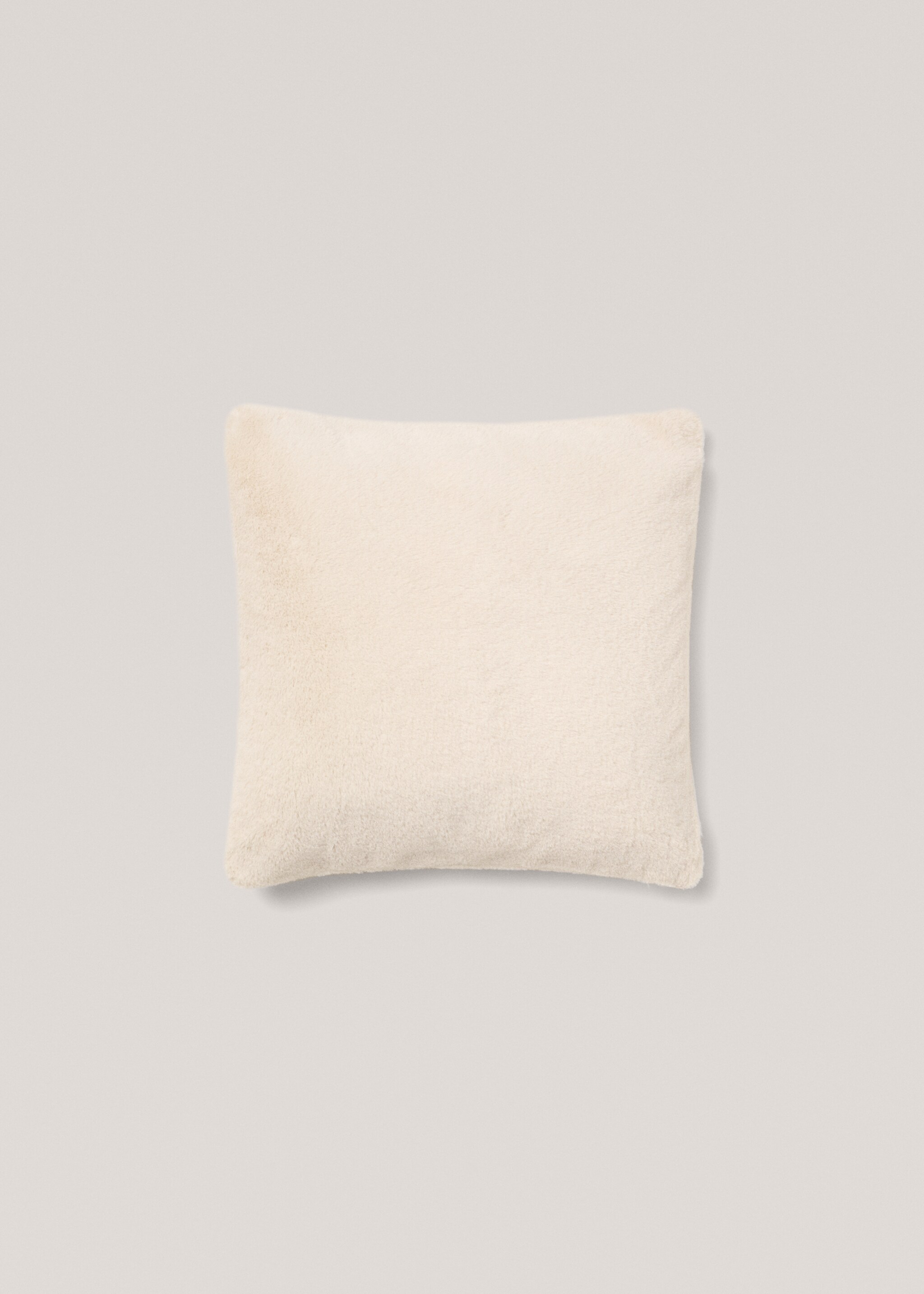 Faux-fur cushion cover 45x45cm - Article without model, Sand. Ref: 77027647-00.