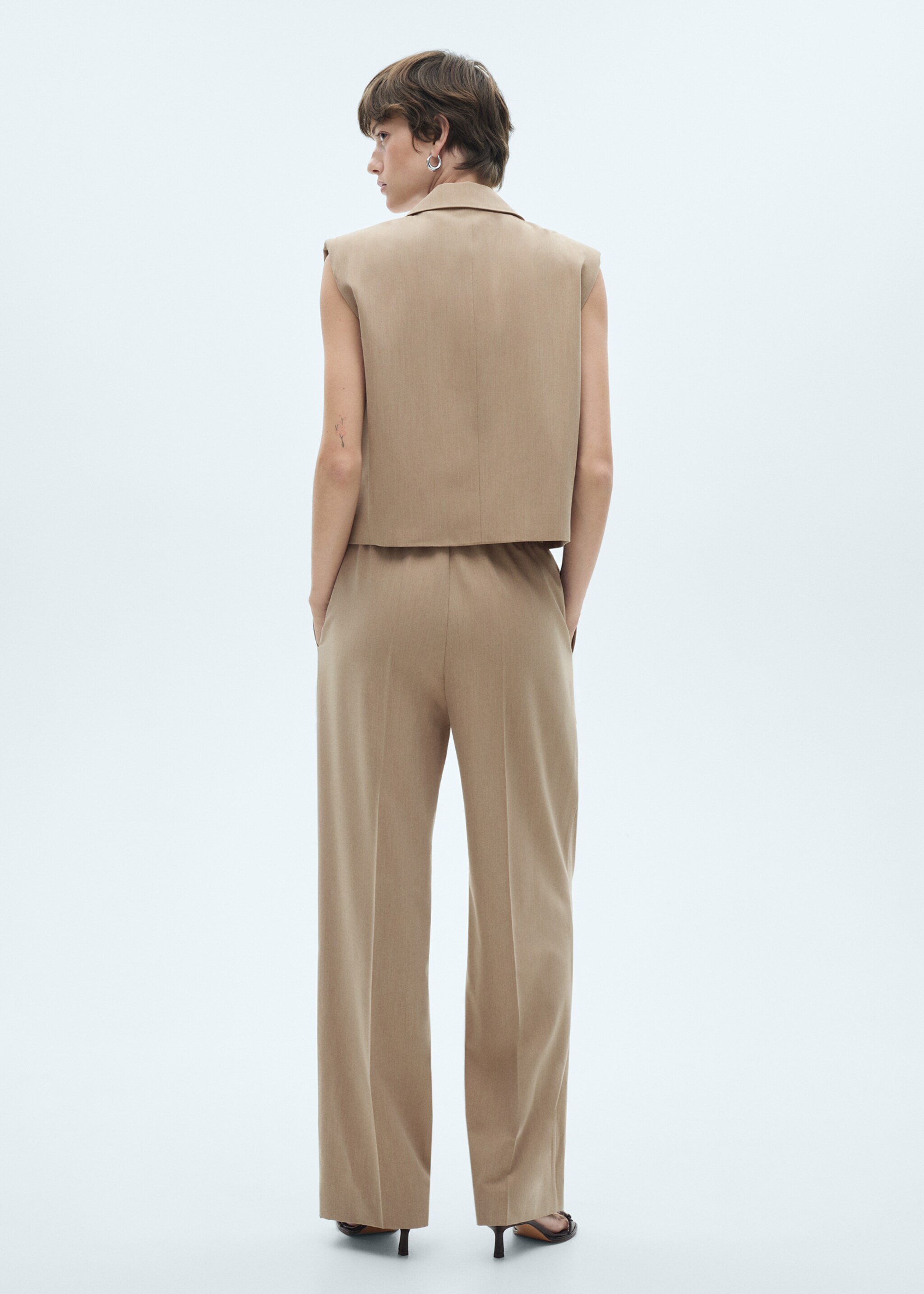 Elastic waist suit trousers - Reverse of the article, Beige. Ref: 77027649-00.