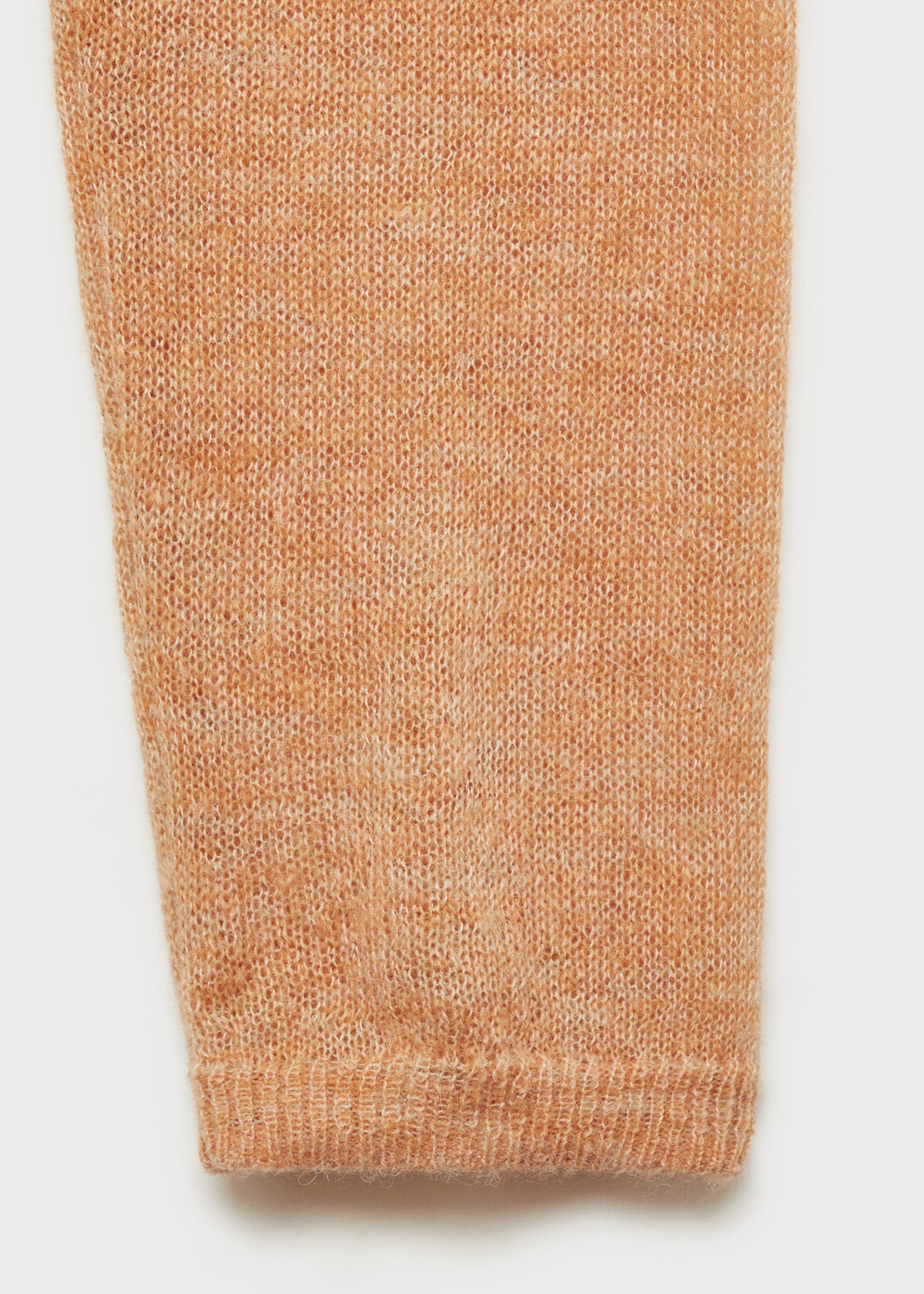 Tenký svetr s výstřihem perkins - Detail zboží 0, Středně hnědá. Ref: 77027668-00.