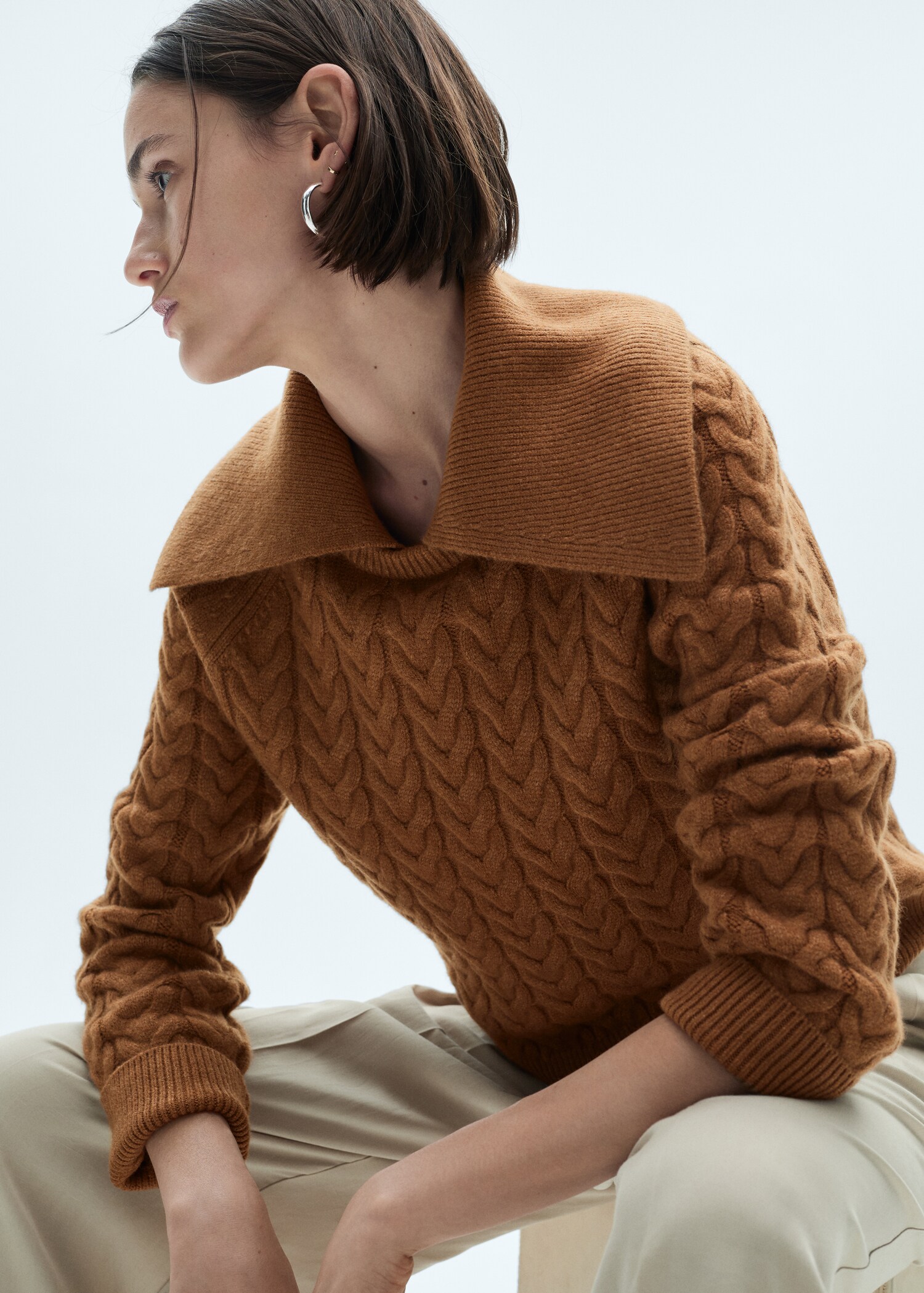 Braided sweater with lapel collar - Details of the article 2