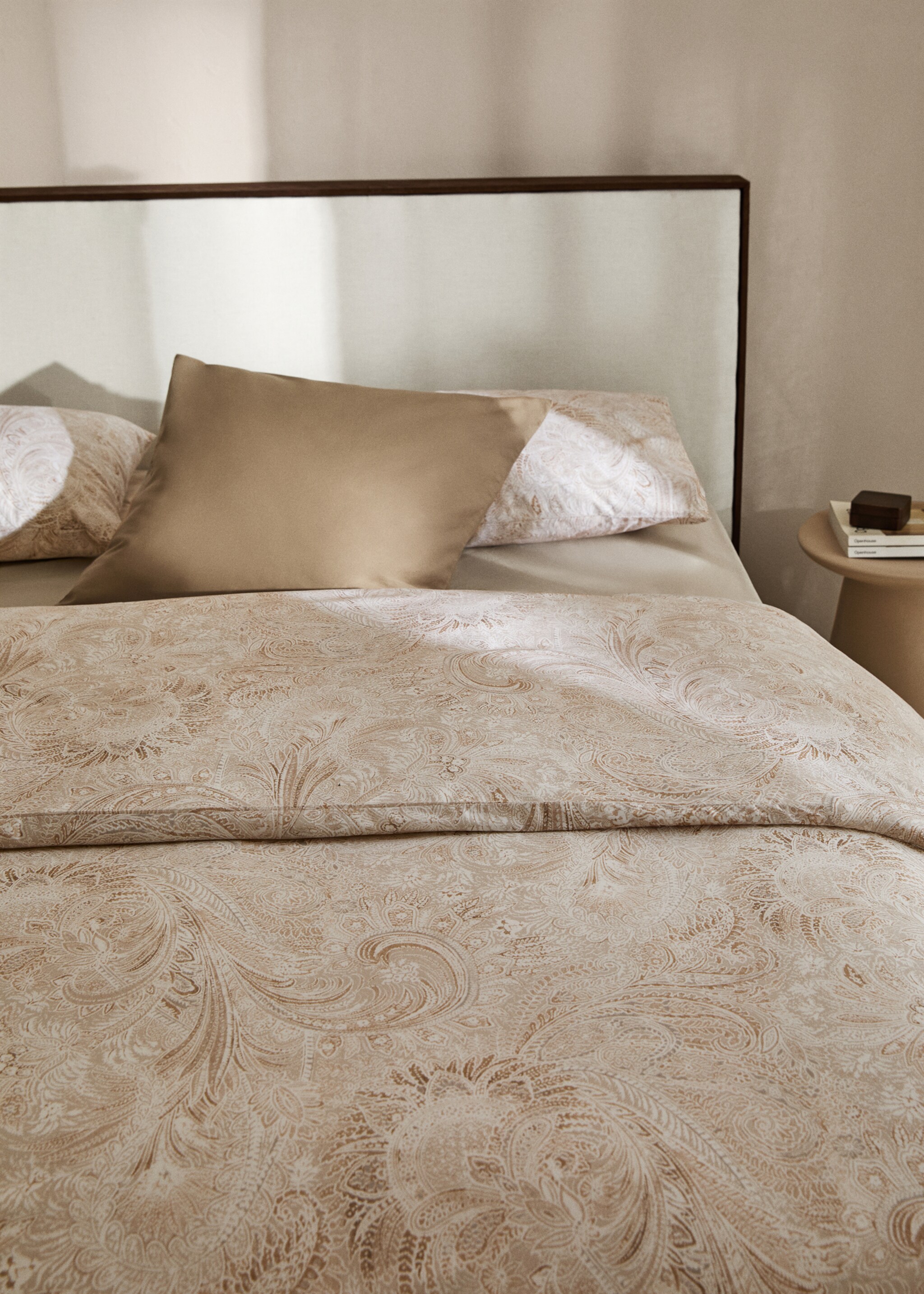 Percale cotton Paisley-print duvet cover for 90cm bed - Details of the article 7, Beige. Ref: 77027705-00.