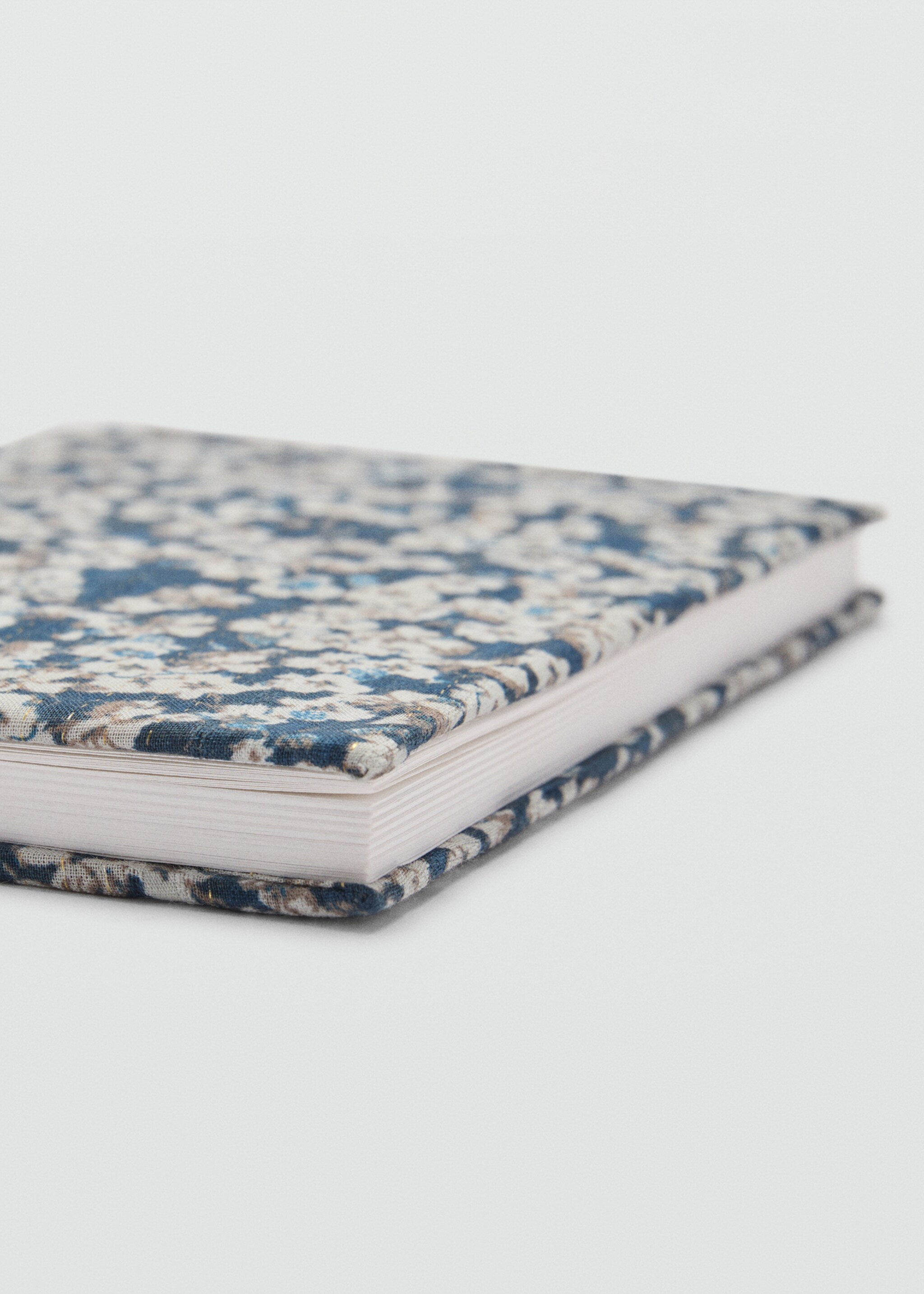 Printed notebook - Details of the article 1