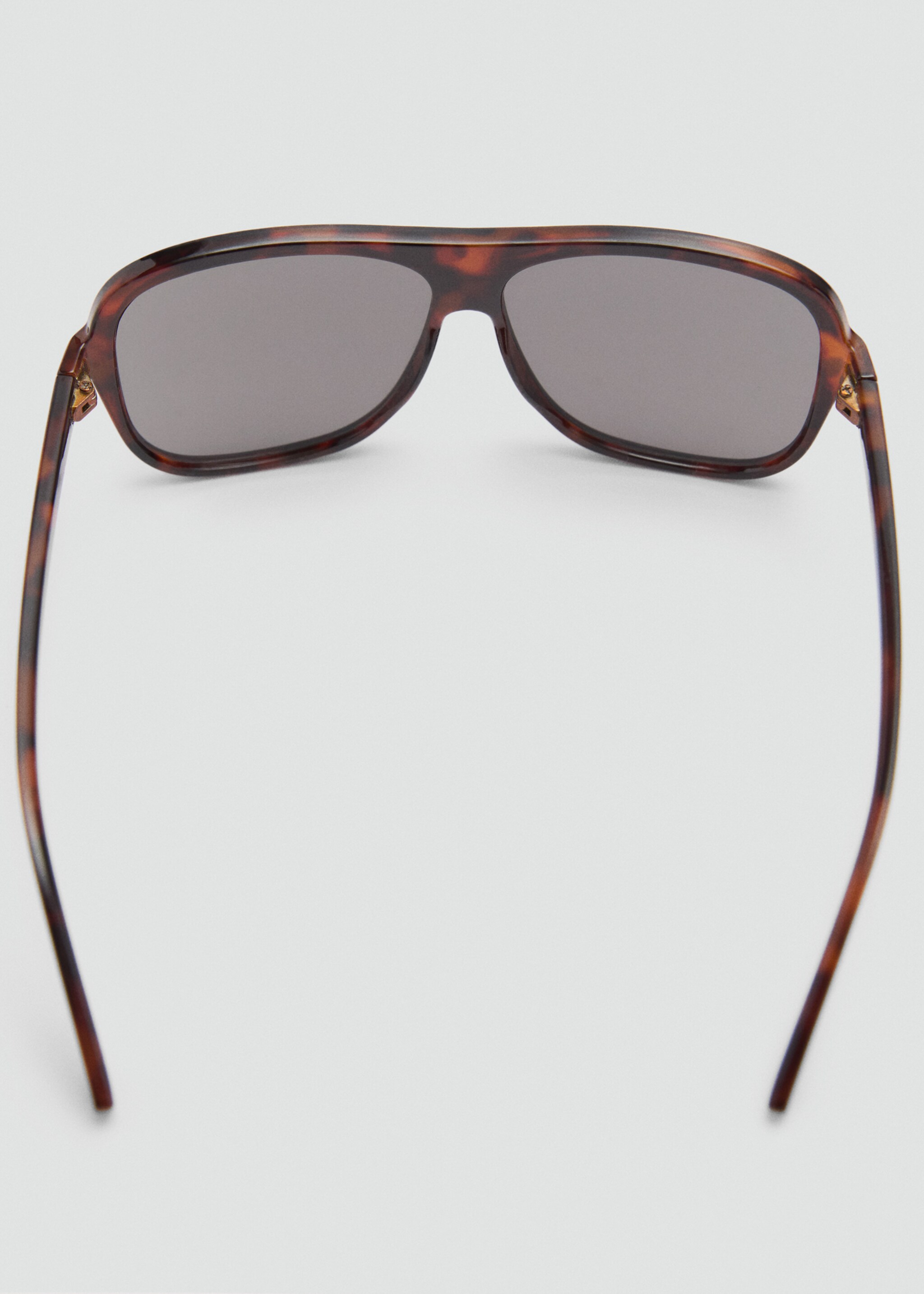 Tortoiseshell-effect sunglasses - Détail de l'article 1