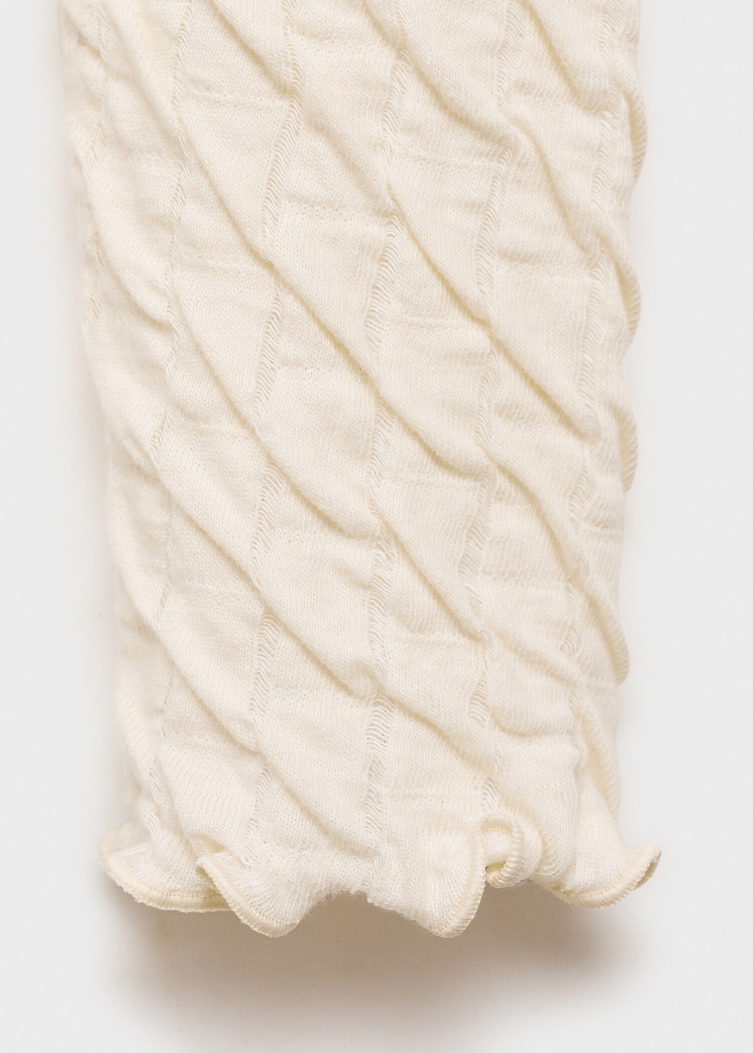 Long-sleeved t-shirt with ruffles - Details of the article 0