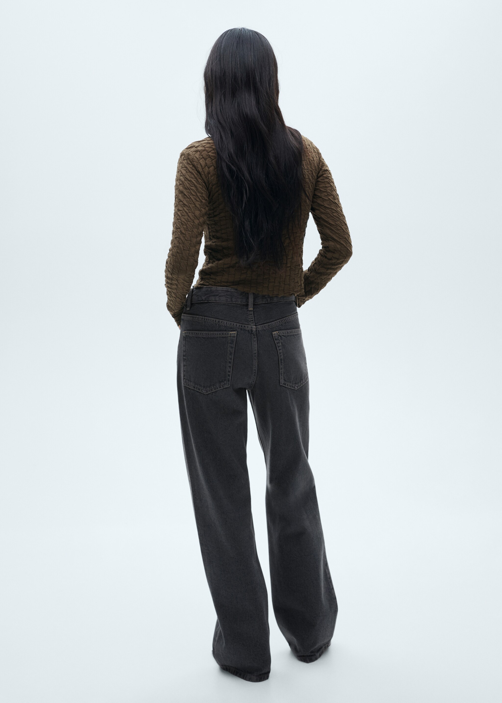 Long-sleeved t-shirt with ruffles - Reverse of the article, Khaki. Ref: 77027719-00.