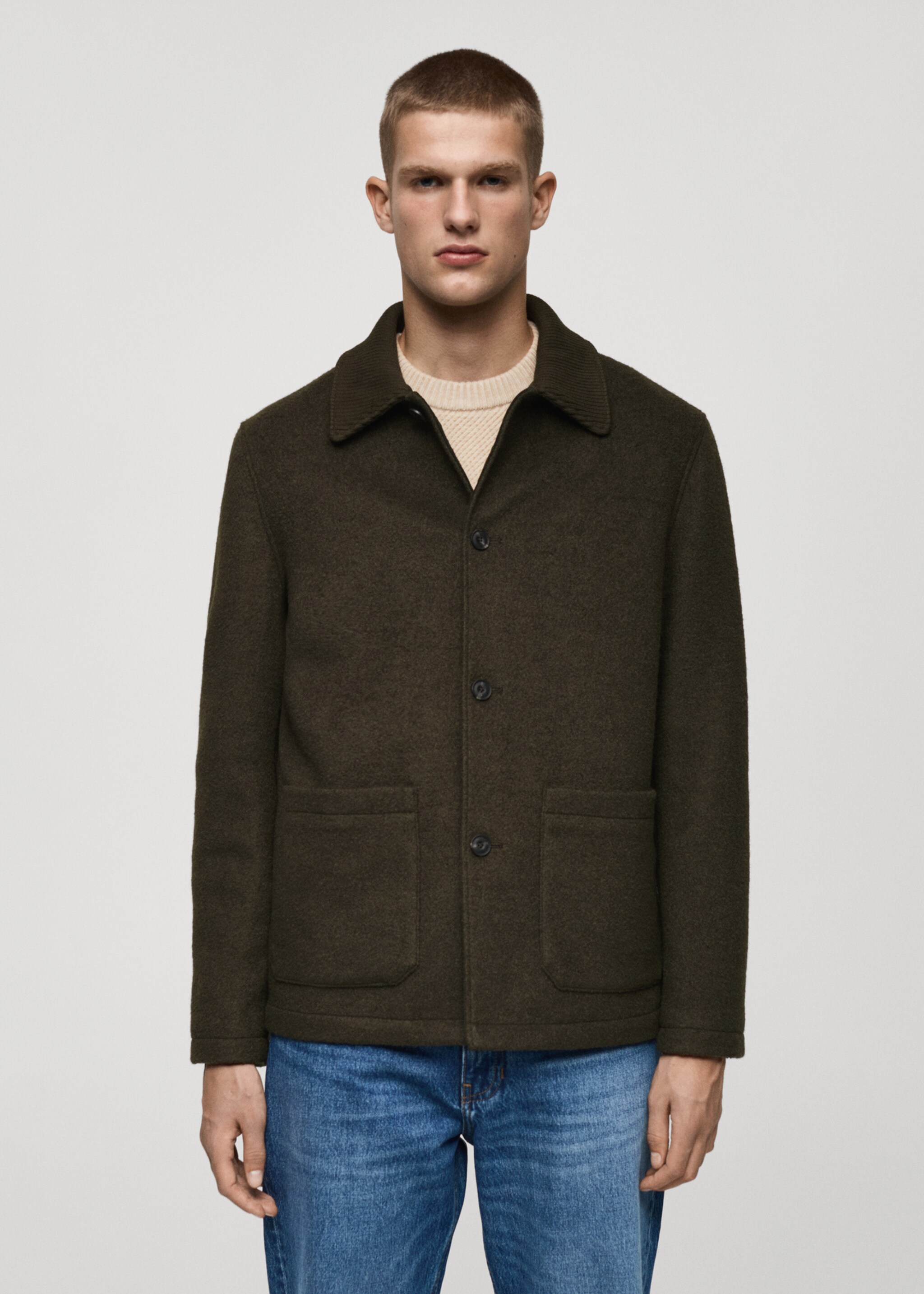 Jakke i krøllete ull med lommer - Halvtotal bildeutsnitt, Khaki. Ref: 77027914-00.