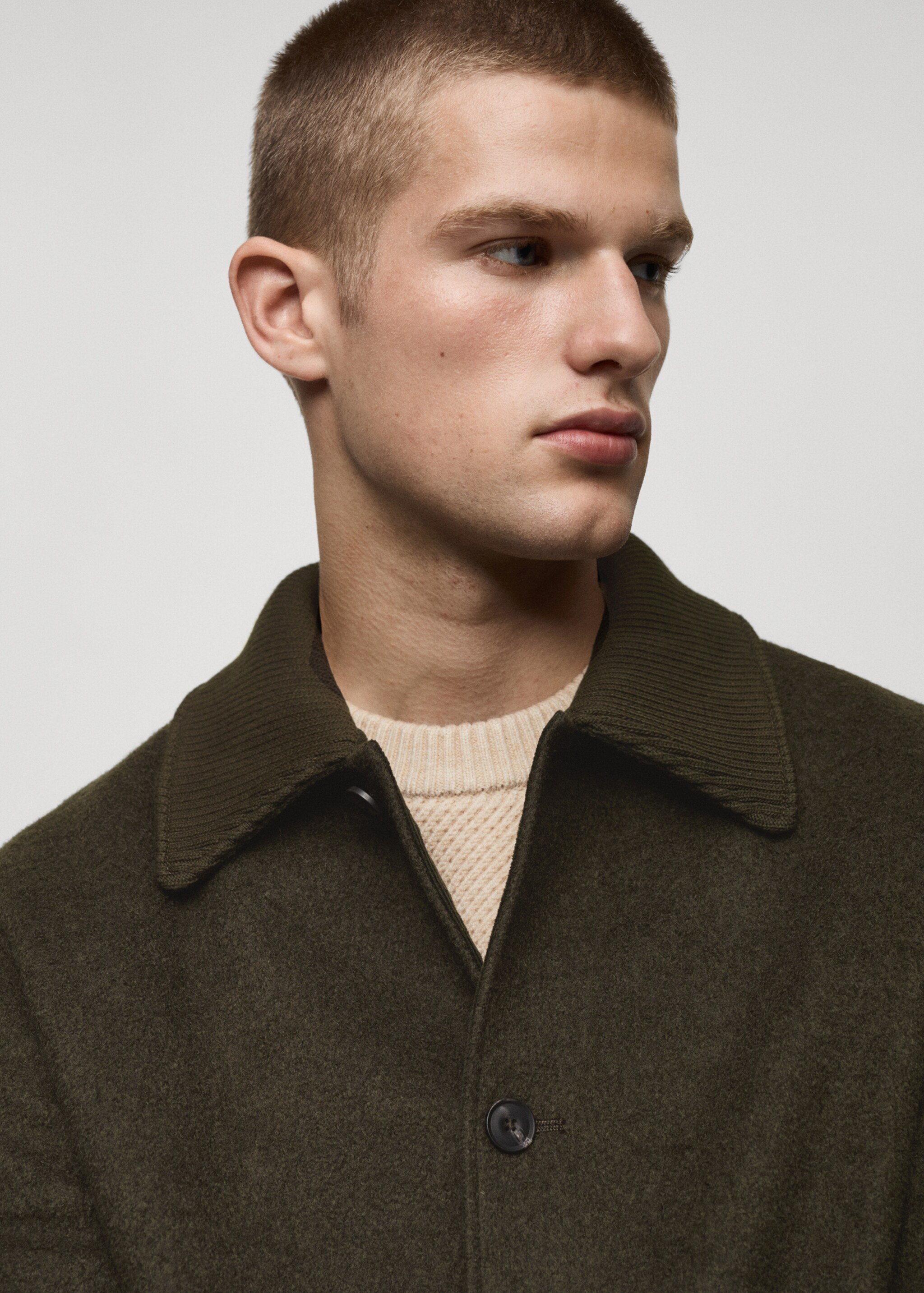 Jakke i krøllete ull med lommer - Artikkeldetalj 1, Khaki. Ref: 77027914-00.