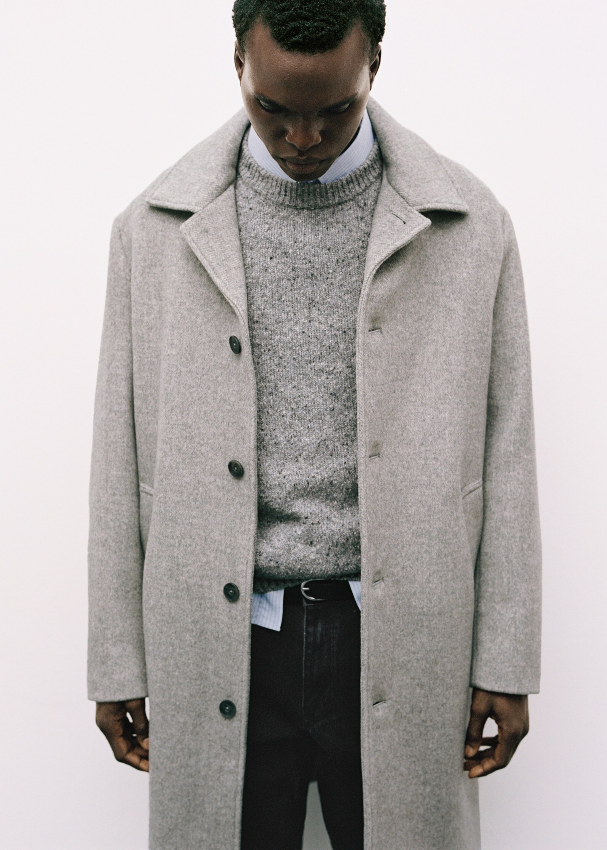 Regular-fit herringbone wool coat - Details of the article 3, Grey. Ref: 77027918-00.