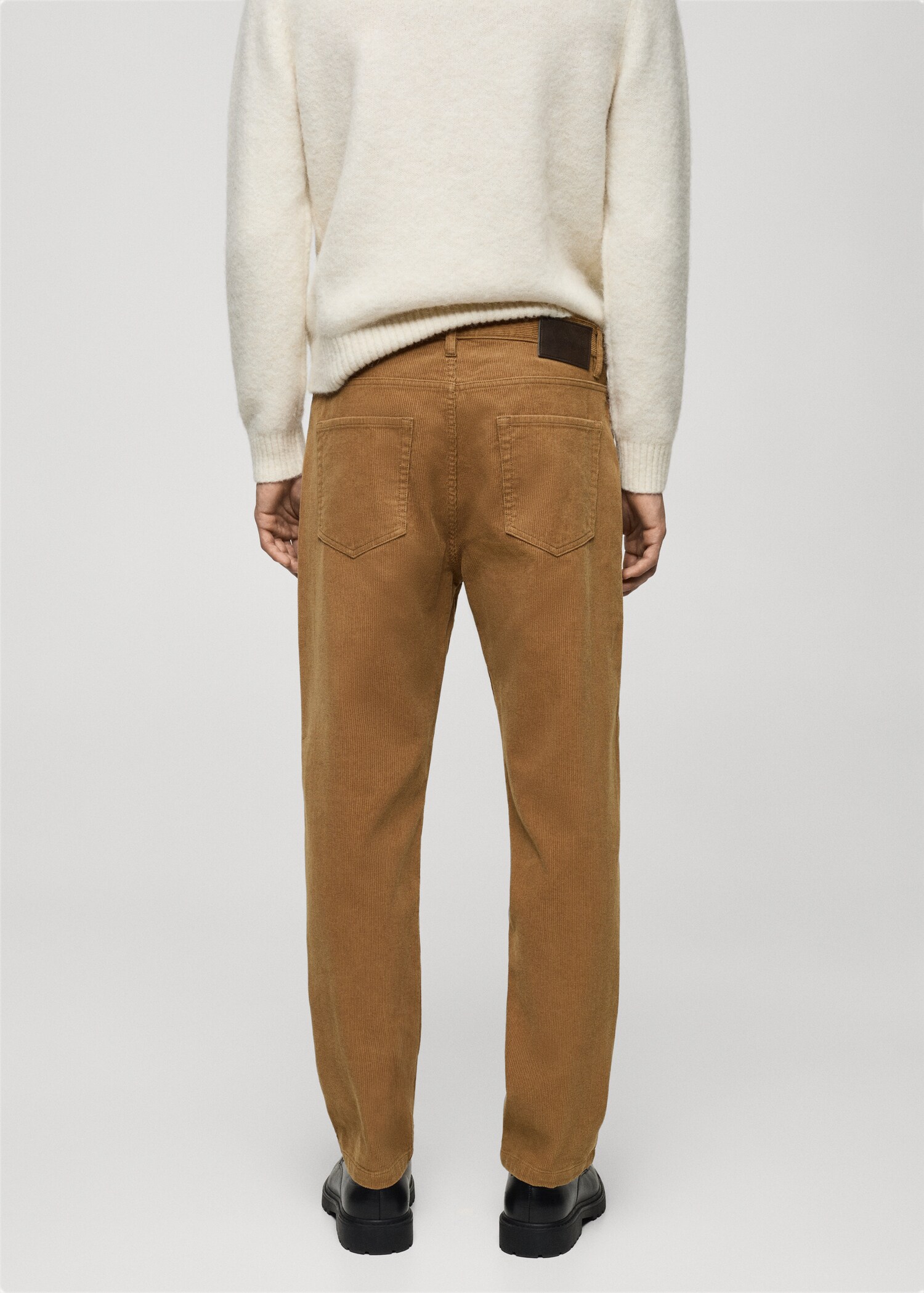 Regular Fit-Cordhose - Rückseite des Artikels