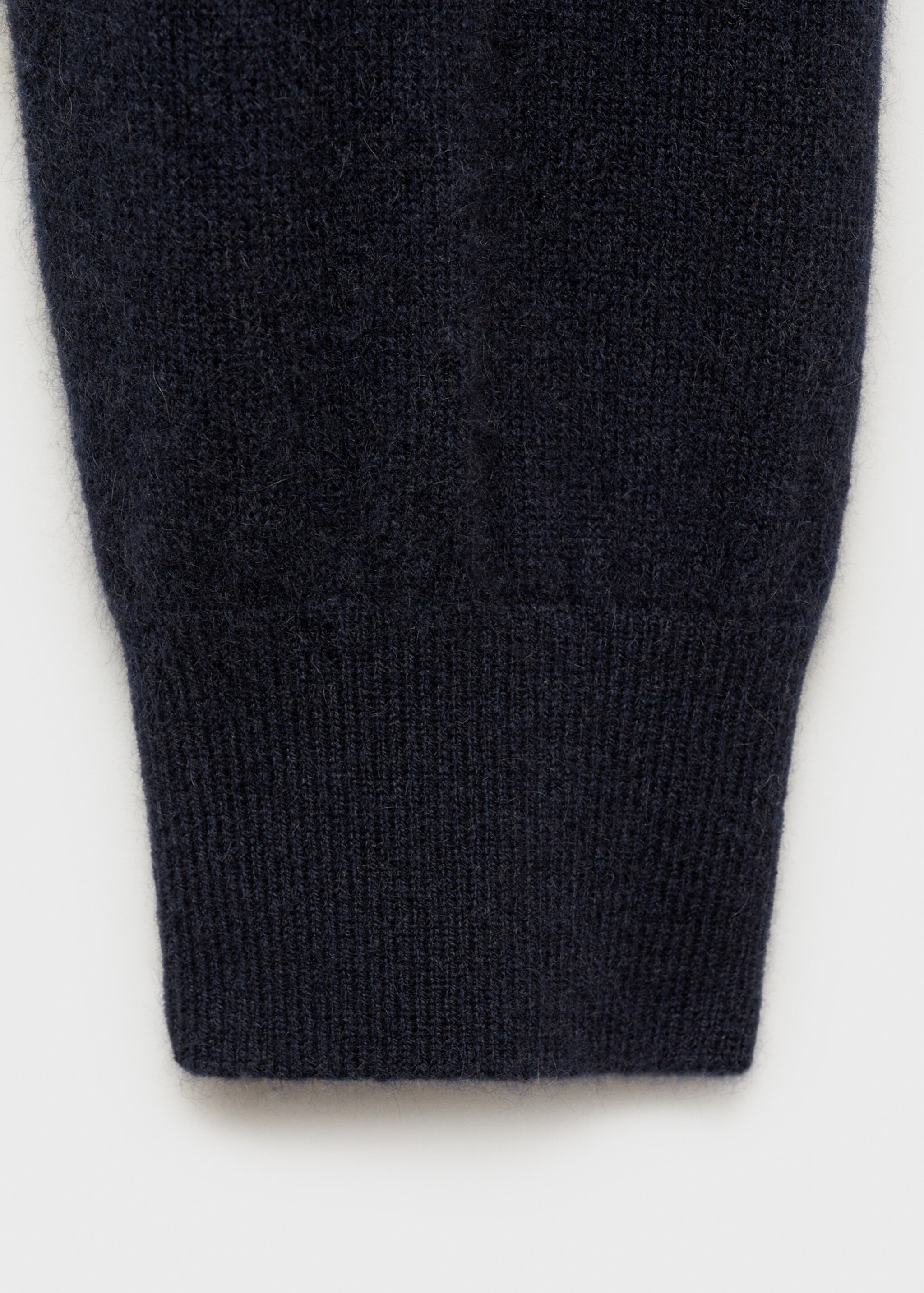 Jersei 100% caixmir coll perkins - Detall de l'article 0, Blau marí fosc. Ref: 77027932-00.