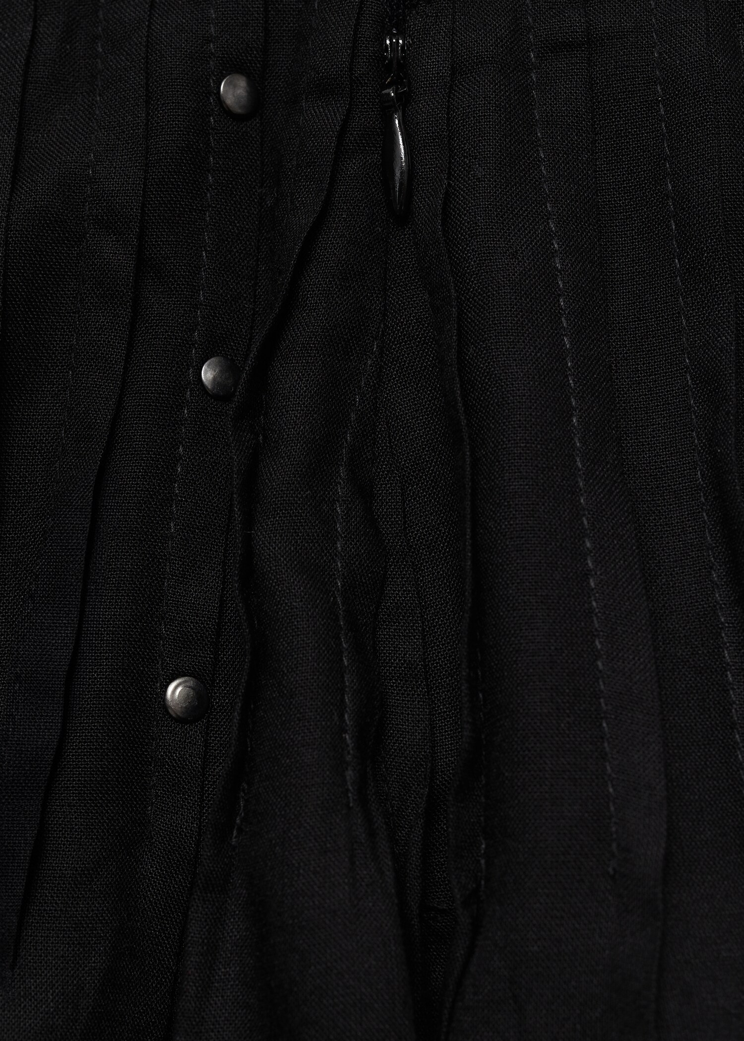 Decorative stud skirt - Details of the article 0