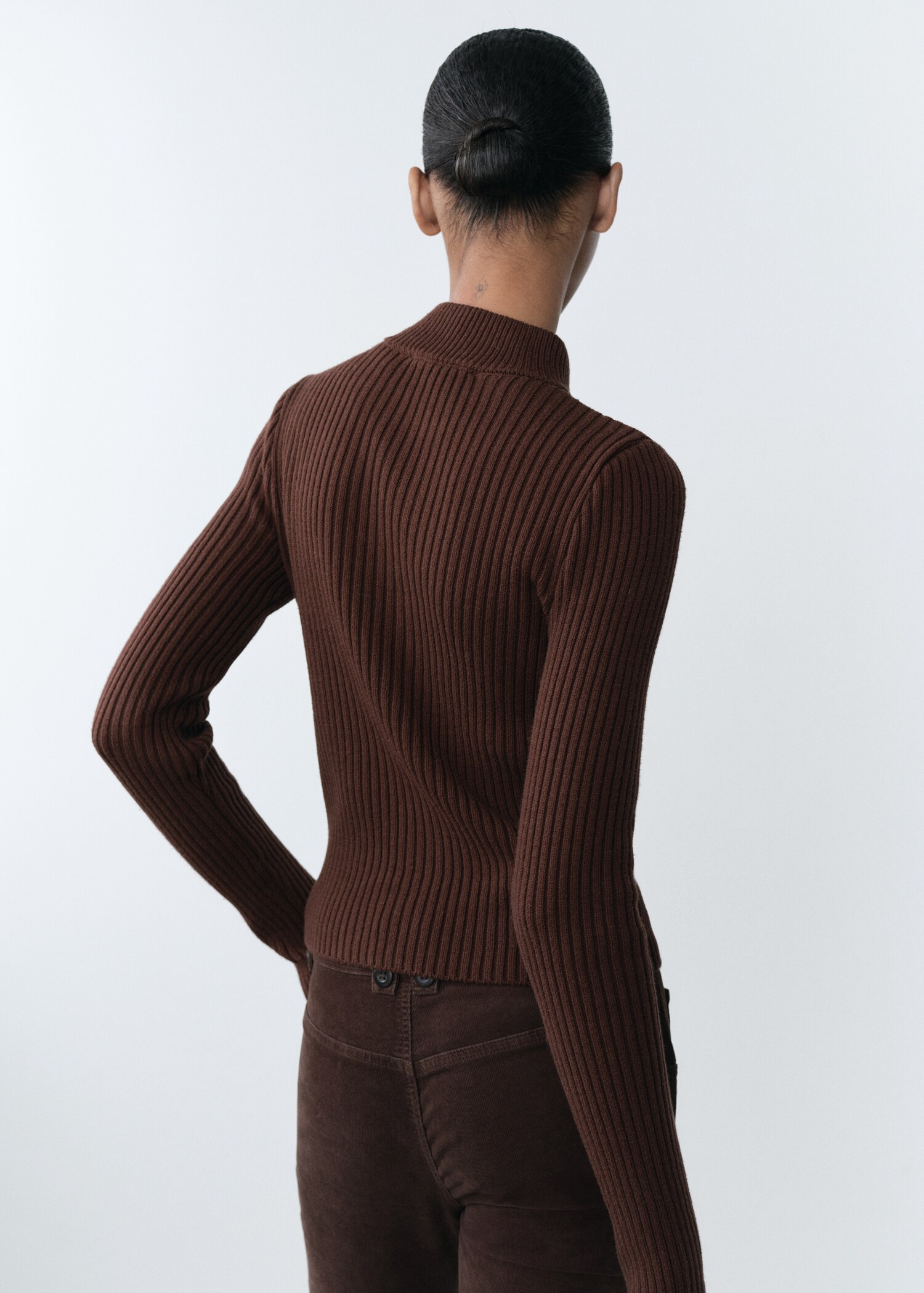 Ribbed cardigan with contrasting panel - Reverse of the article
