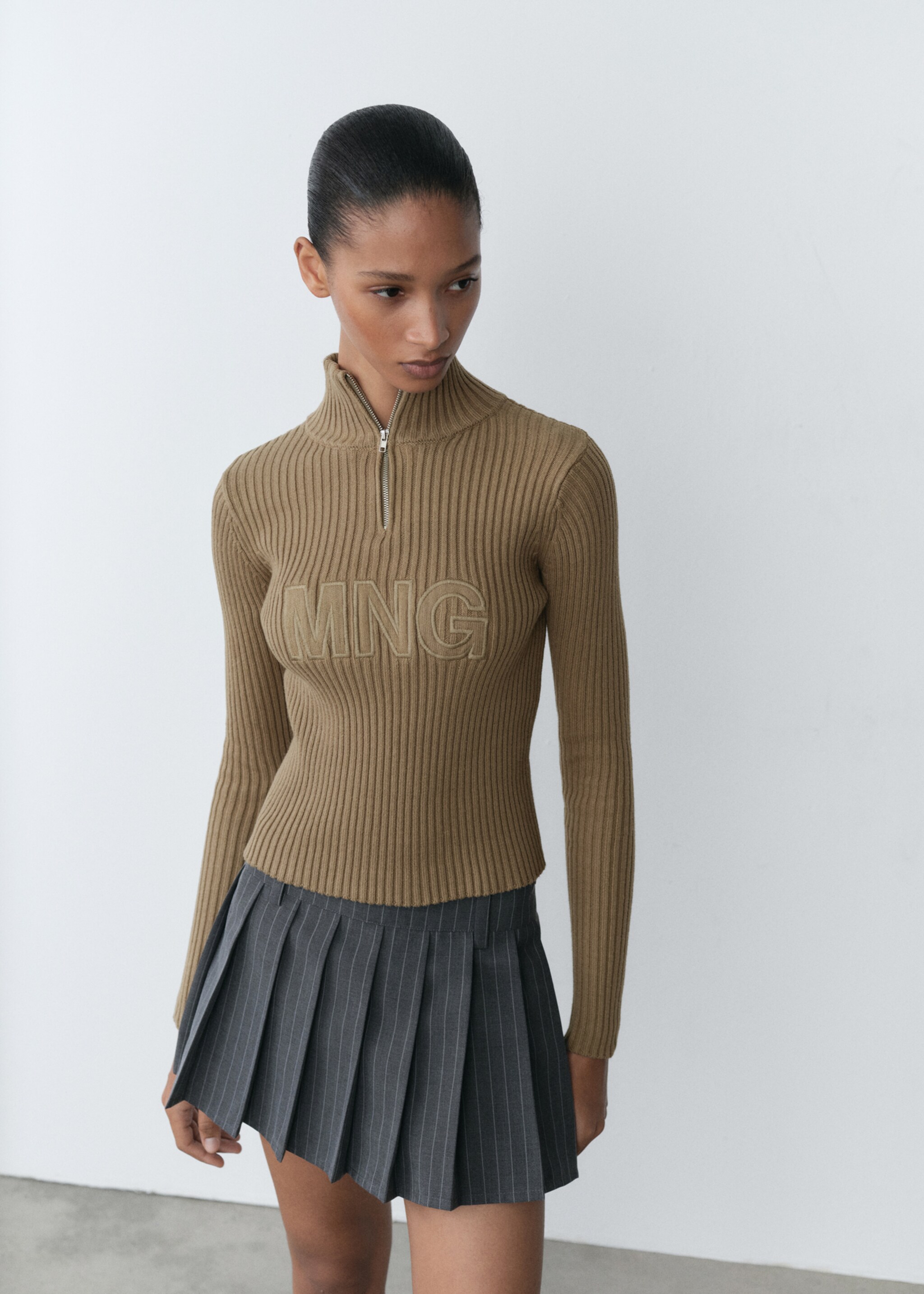 Perkins-neck sweater with logo - Medium plane, Khaki. Ref: 77028636-00.