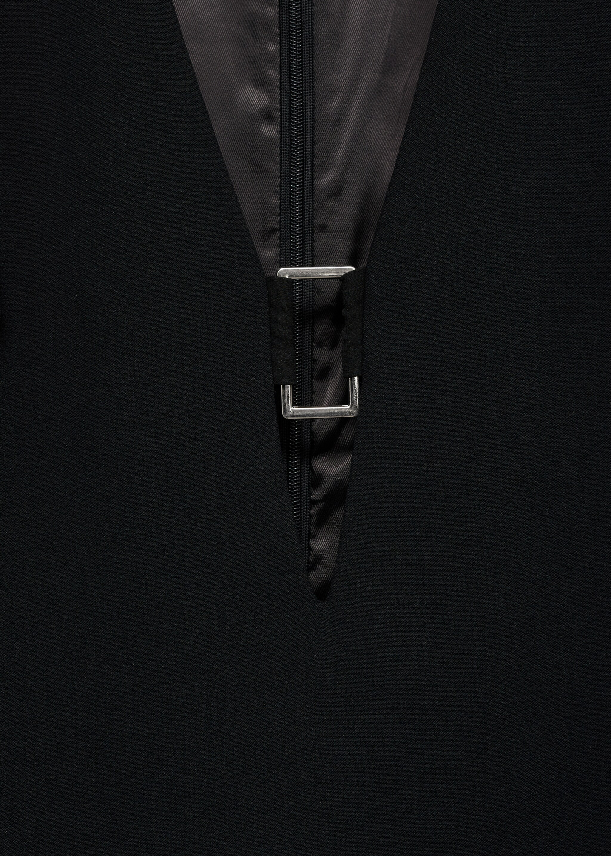 Metallic dress with neckline detail - Details of the article 8, Black. Ref: 77029063-00.