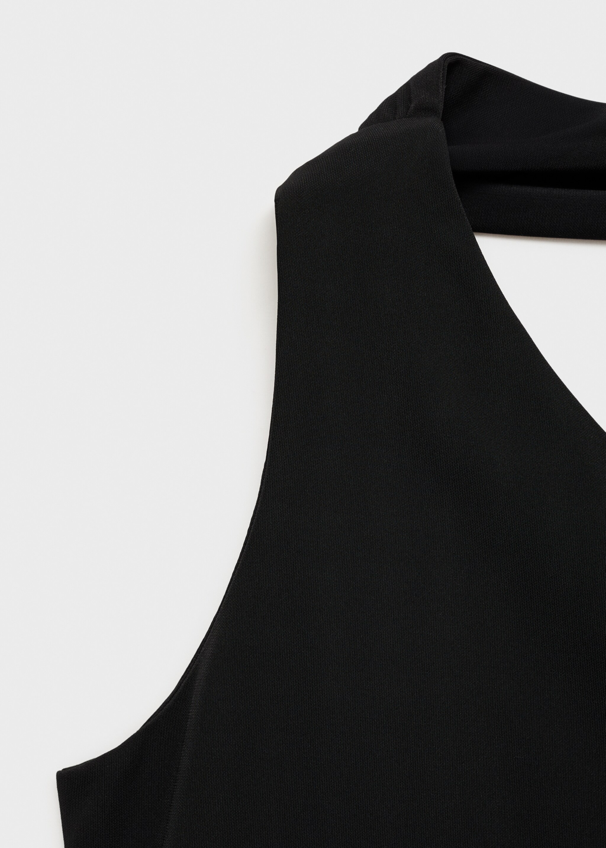 Asymmetrical top with choker neck - Details of the article 8, Black. Ref: 77029064-00.