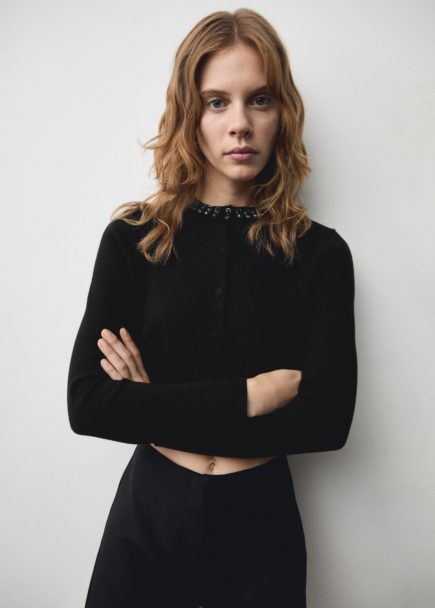 Cardigan with rhinestone collar - Medium plane