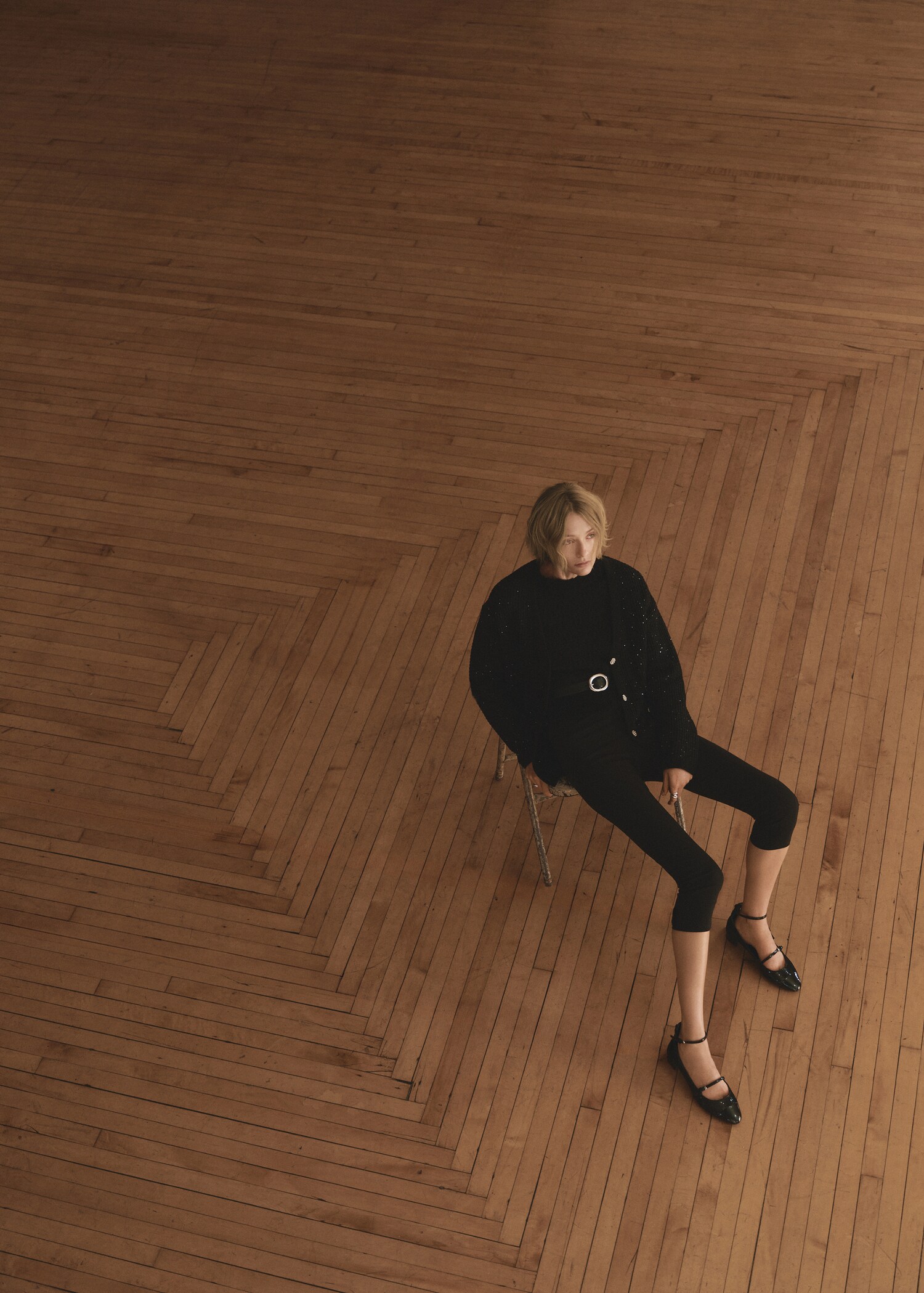 Knitted cardigan with shiny details - Details of the article 6