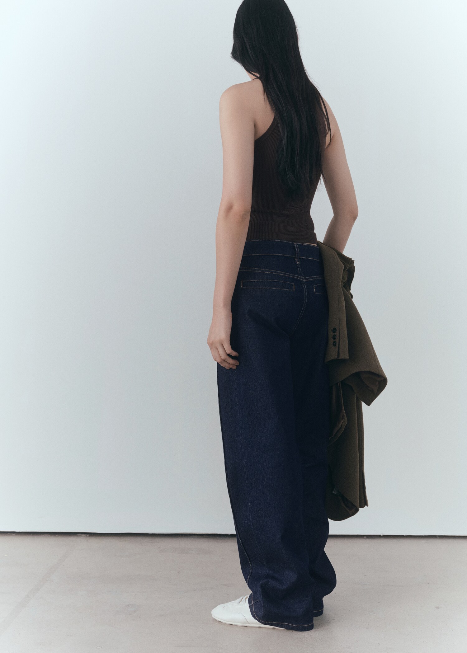 Rinse-wash straight-fit jeans met stiksels - Achterkant van het artikel