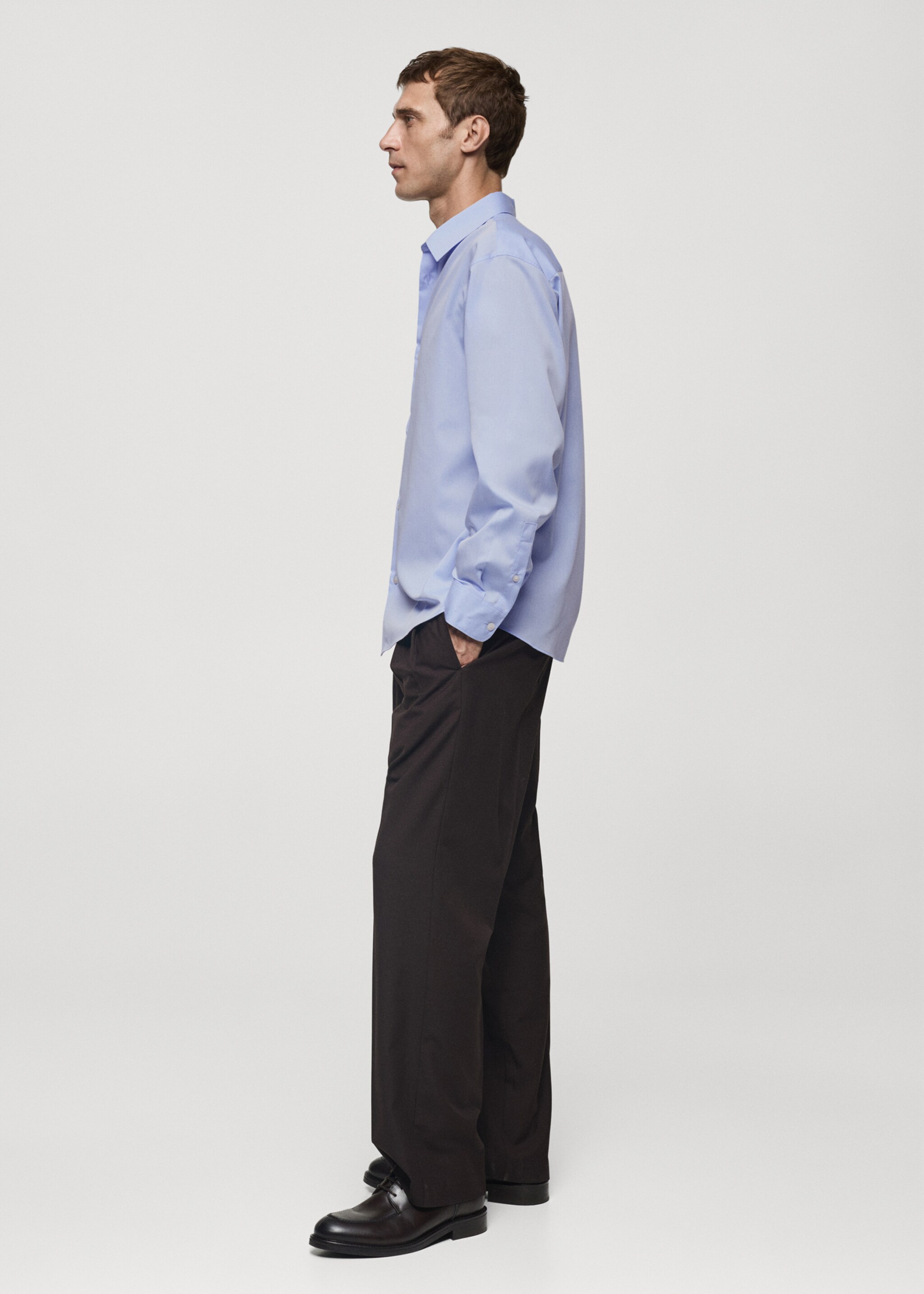 Chemise 100 % coton boxy-fit - Détail de l'article 2, Bleu ciel. Ref: 77029231-00.