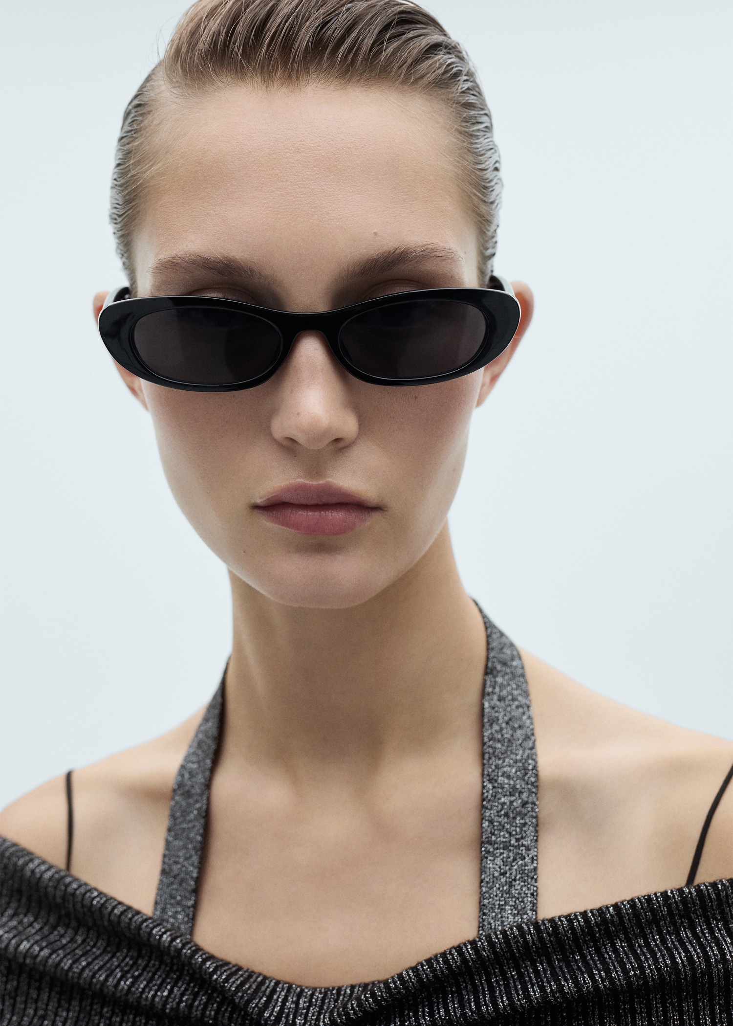 Lurex sweater with bare shoulders - Details of the article 1