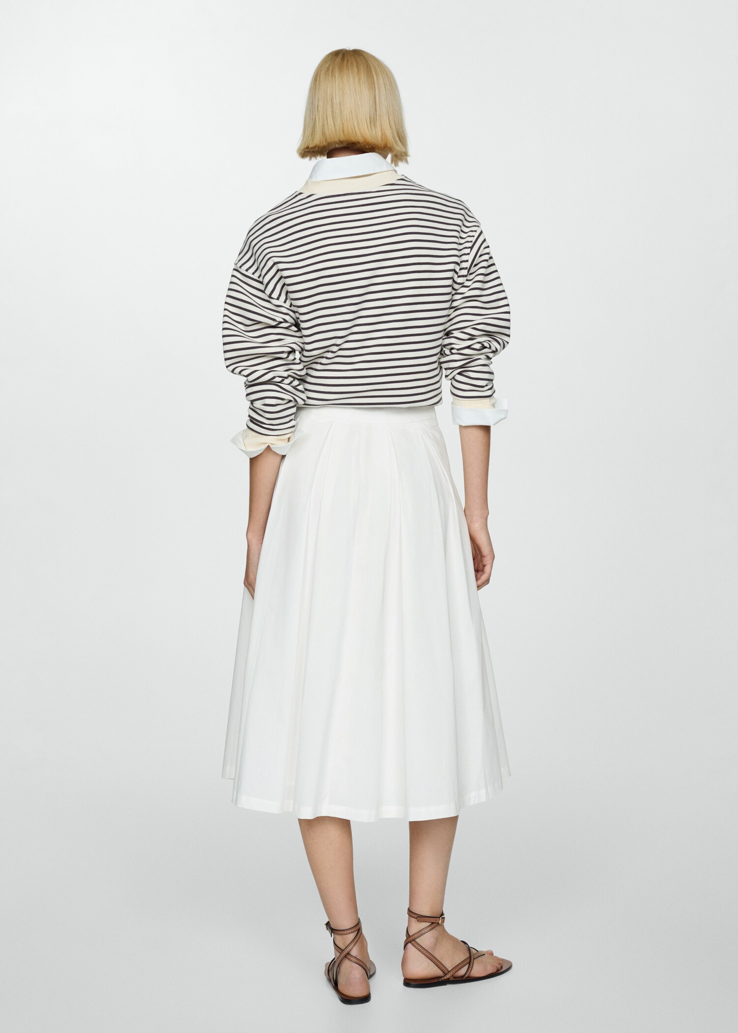 Pleated midi skirt - Reverse of the article